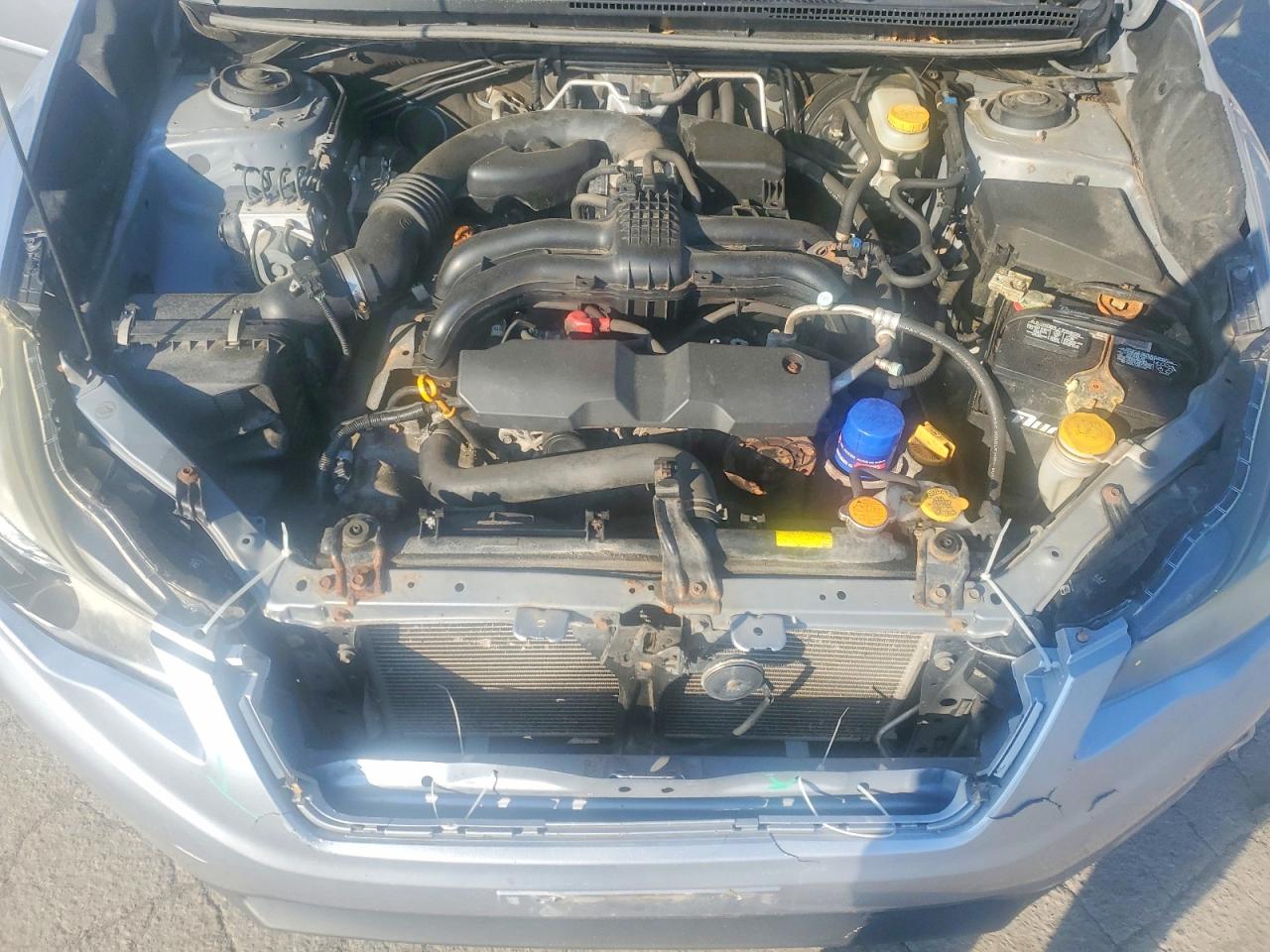 2015 Subaru Xv Crosstrek 2.0 Limited Silver vin: JF2GPAMC5F8208973