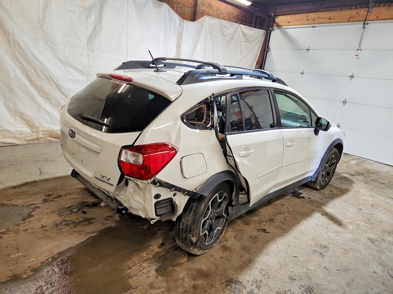 2015 Subaru Xv Crosstrek 2.0 Limited White vin: JF2GPAMC5F8292082