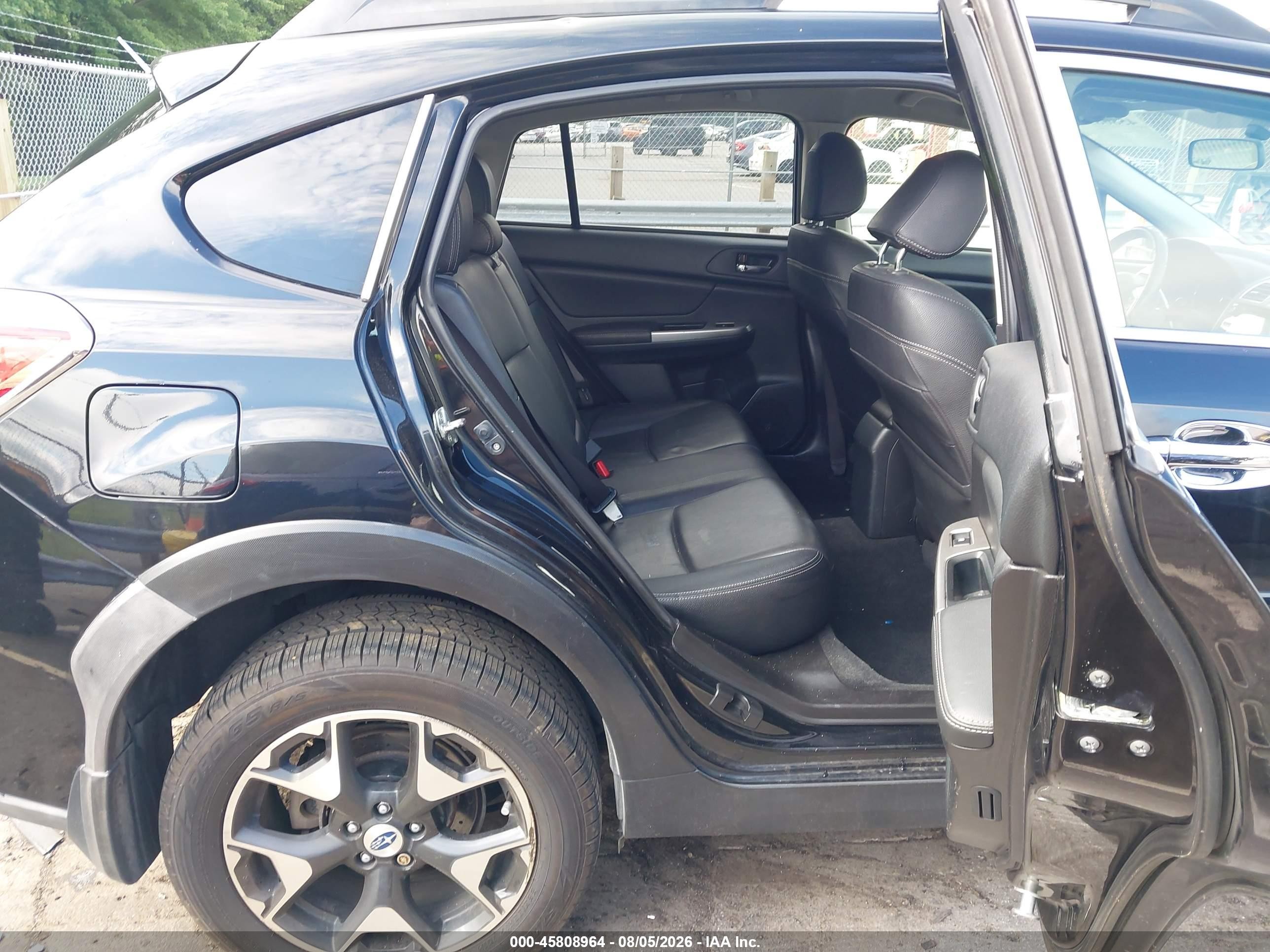 2015 Subaru Xv Crosstrek 2.0i Limited Black vin: JF2GPAMC7F8212765