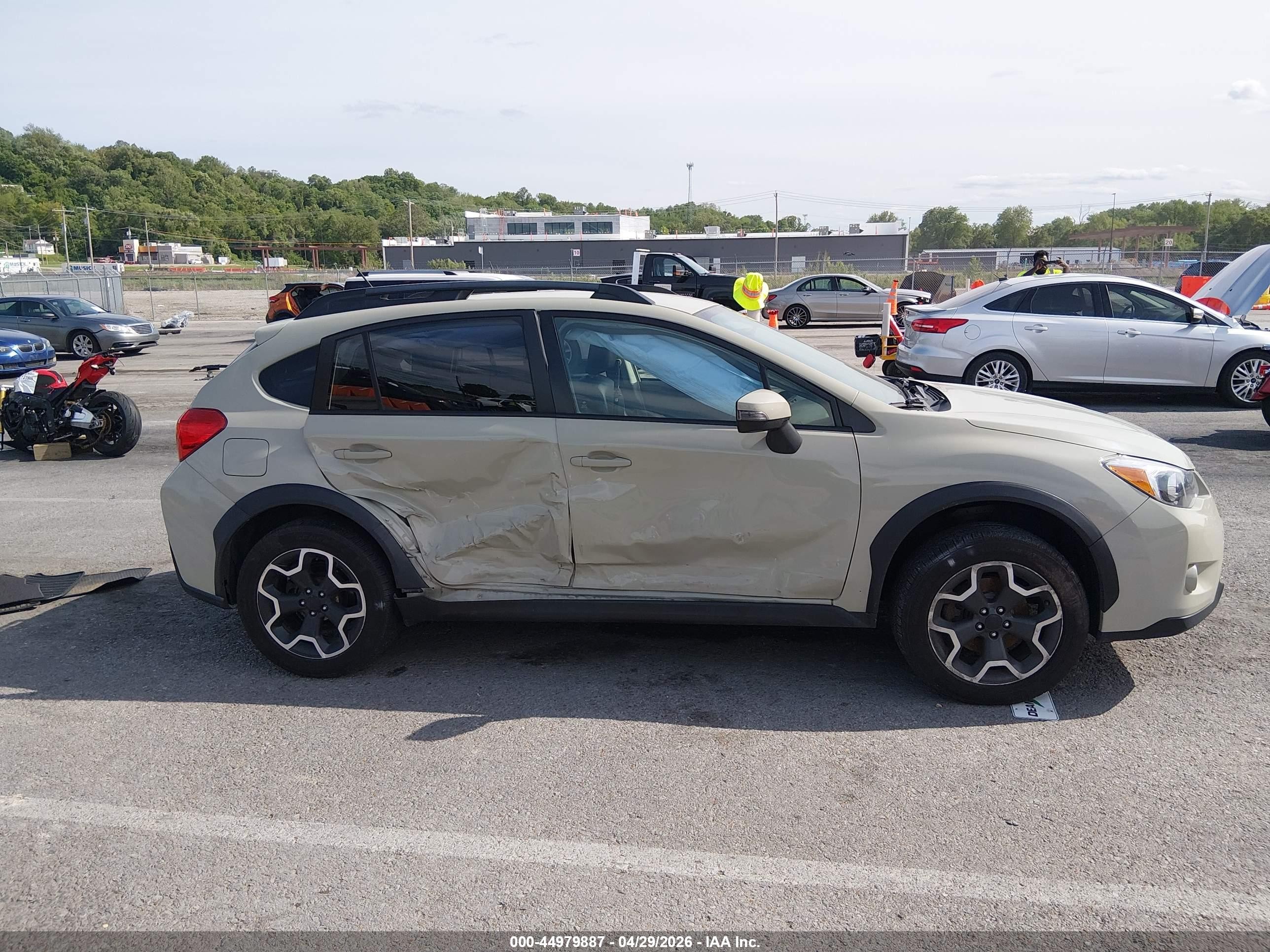 2015 Subaru Xv Crosstrek 2.0i Limited Tan vin: JF2GPAMC7F8287689