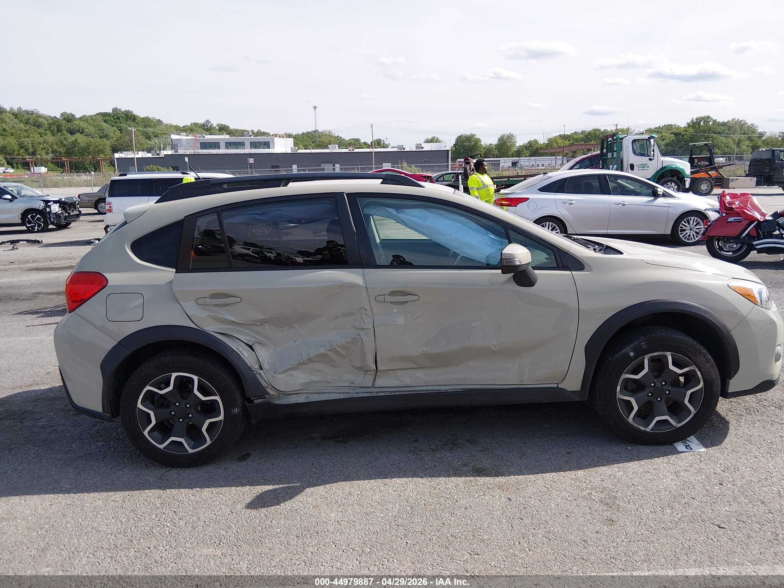 2015 Subaru Xv Crosstrek 2.0i Limited Tan vin: JF2GPAMC7F8287689