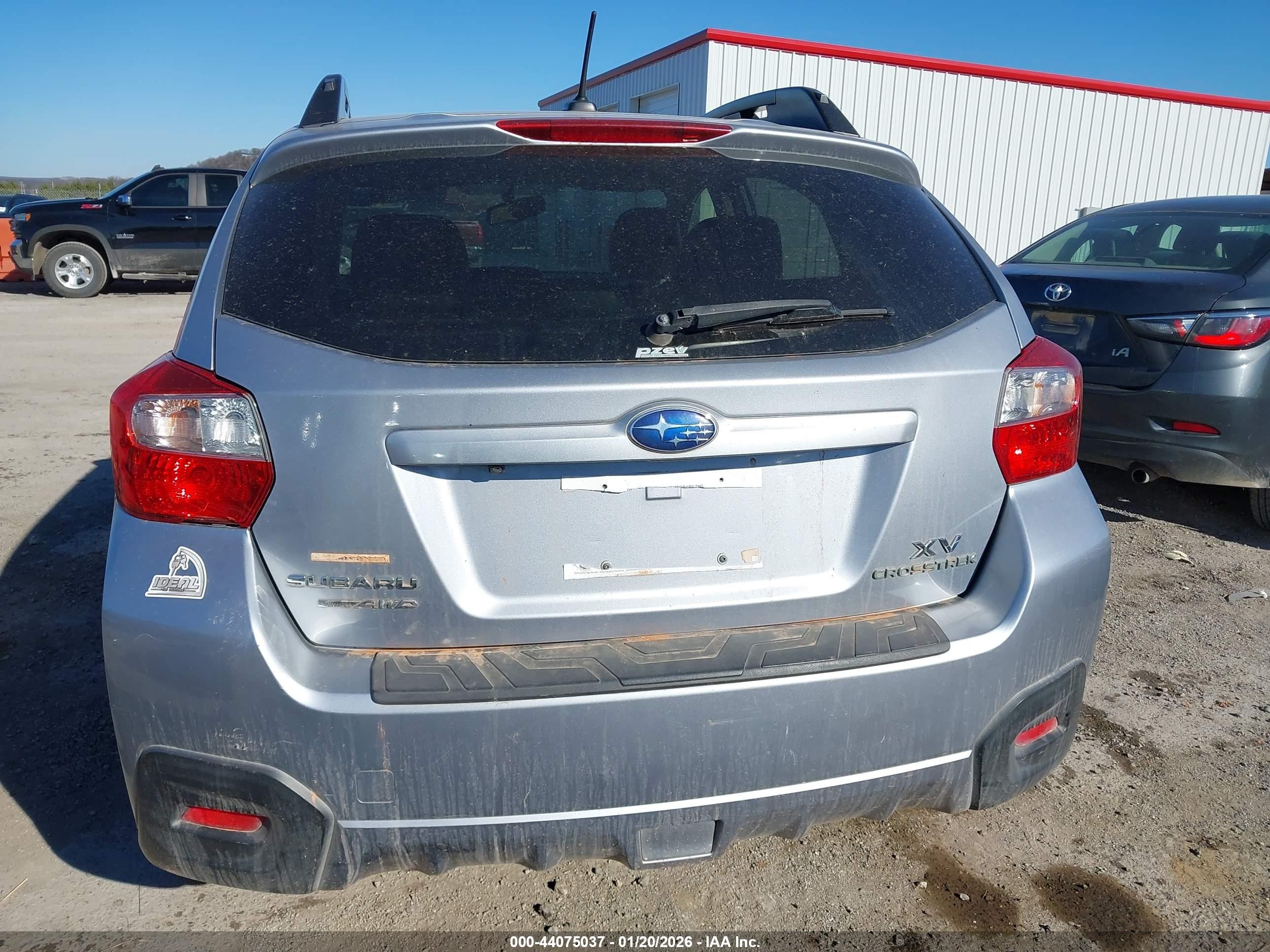 2015 Subaru Xv Crosstrek 2.0i Limited Silver vin: JF2GPAMC7F8294741