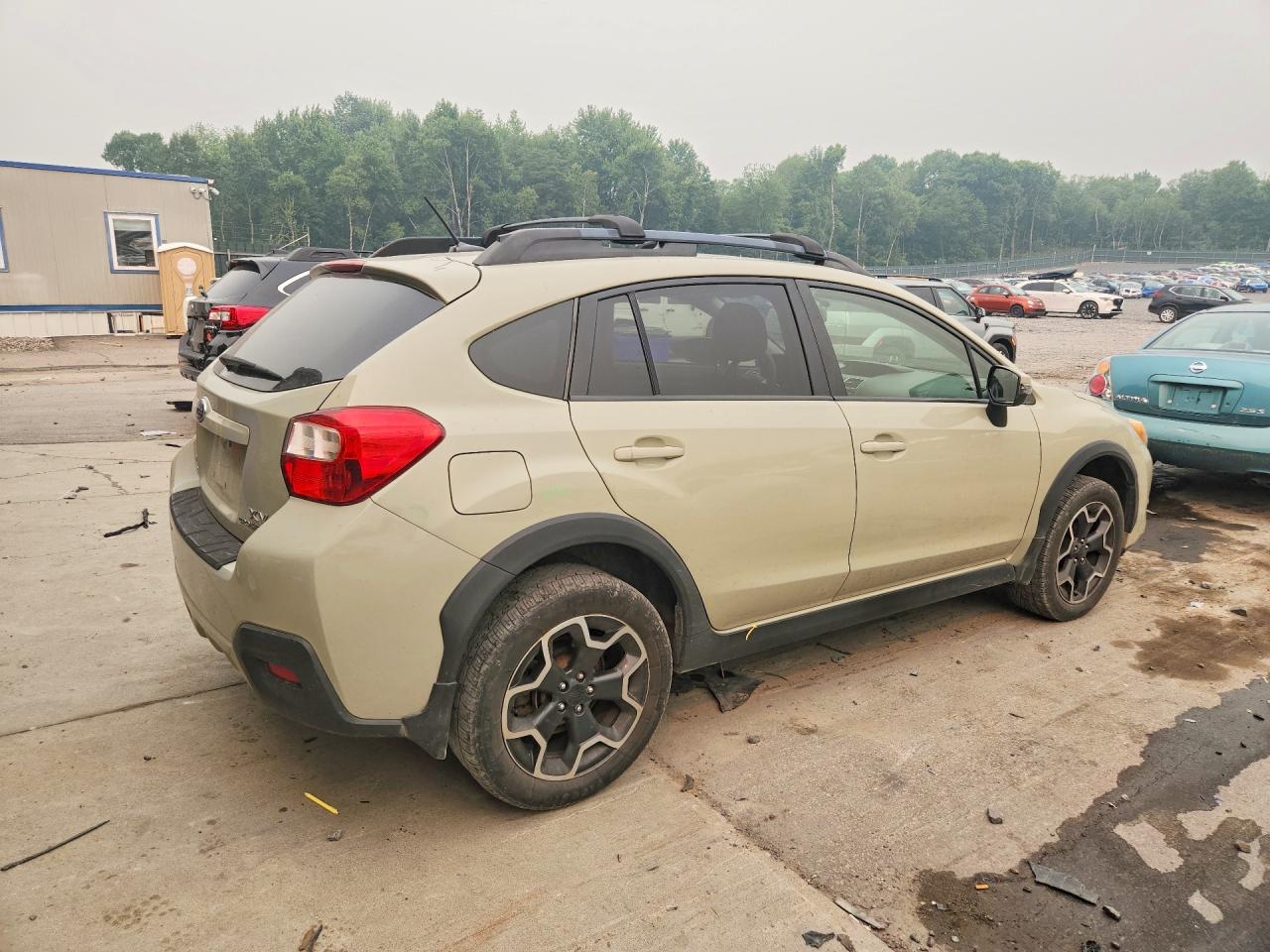 2015 Subaru Xv Crosstrek 2.0 Limited Beige vin: JF2GPAMC7F8319590