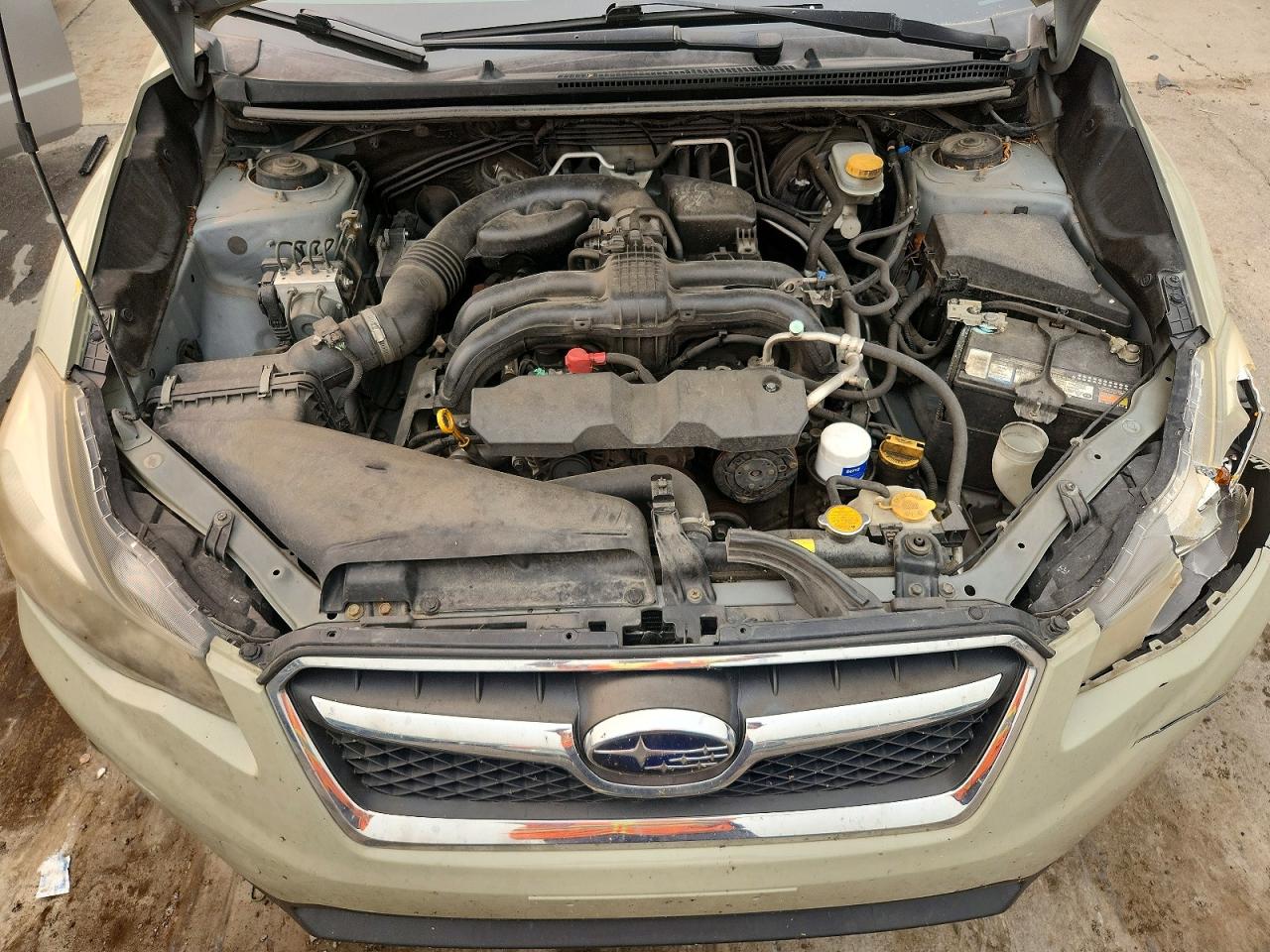 2015 Subaru Xv Crosstrek 2.0 Limited Beige vin: JF2GPAMC7F8319590