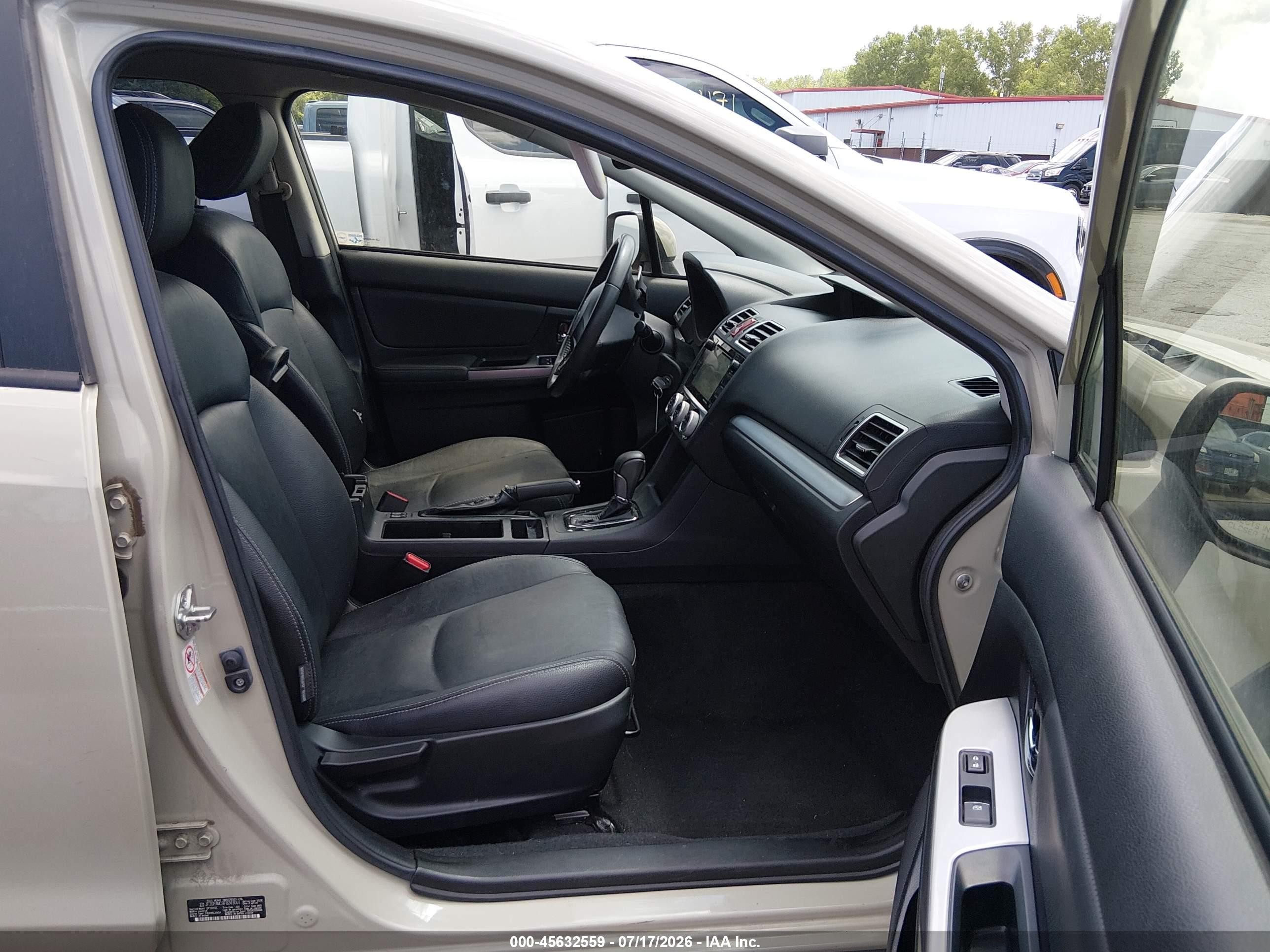 2015 Subaru Xv Crosstrek 2.0i Limited Cream vin: JF2GPAMC9F8243001