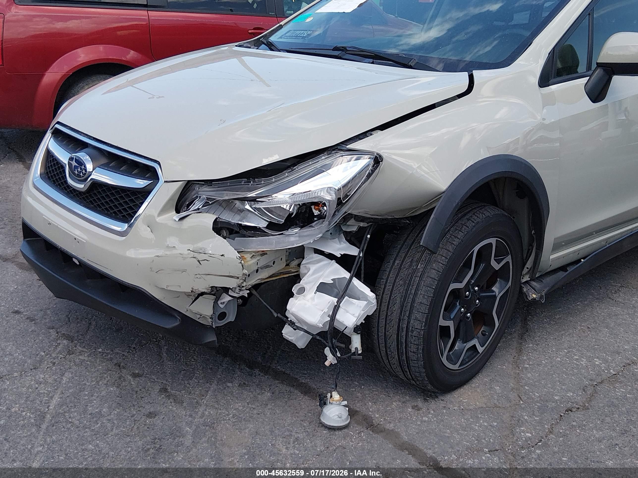 2015 Subaru Xv Crosstrek 2.0i Limited Cream vin: JF2GPAMC9F8243001