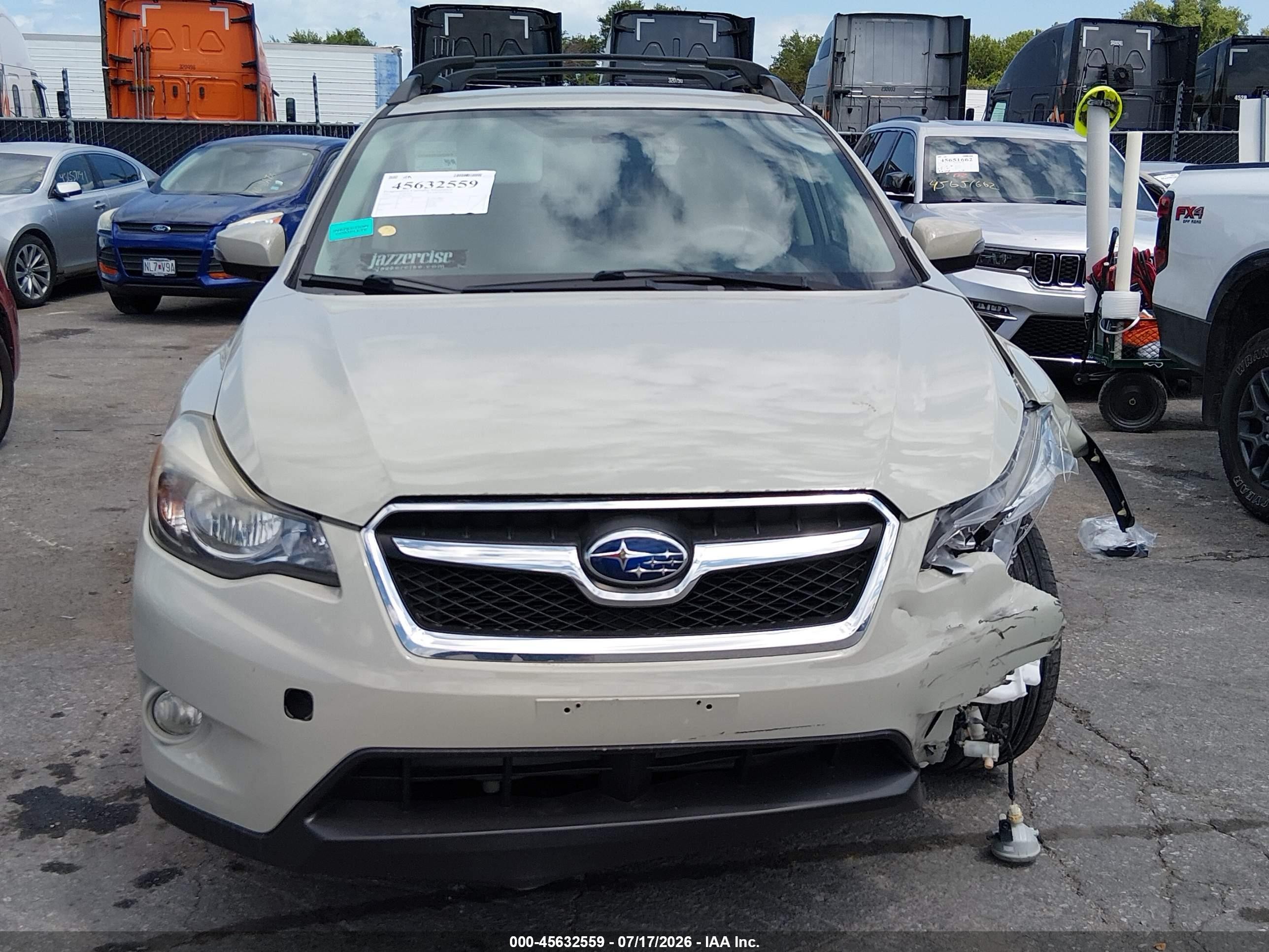 2015 Subaru Xv Crosstrek 2.0i Limited Cream vin: JF2GPAMC9F8243001