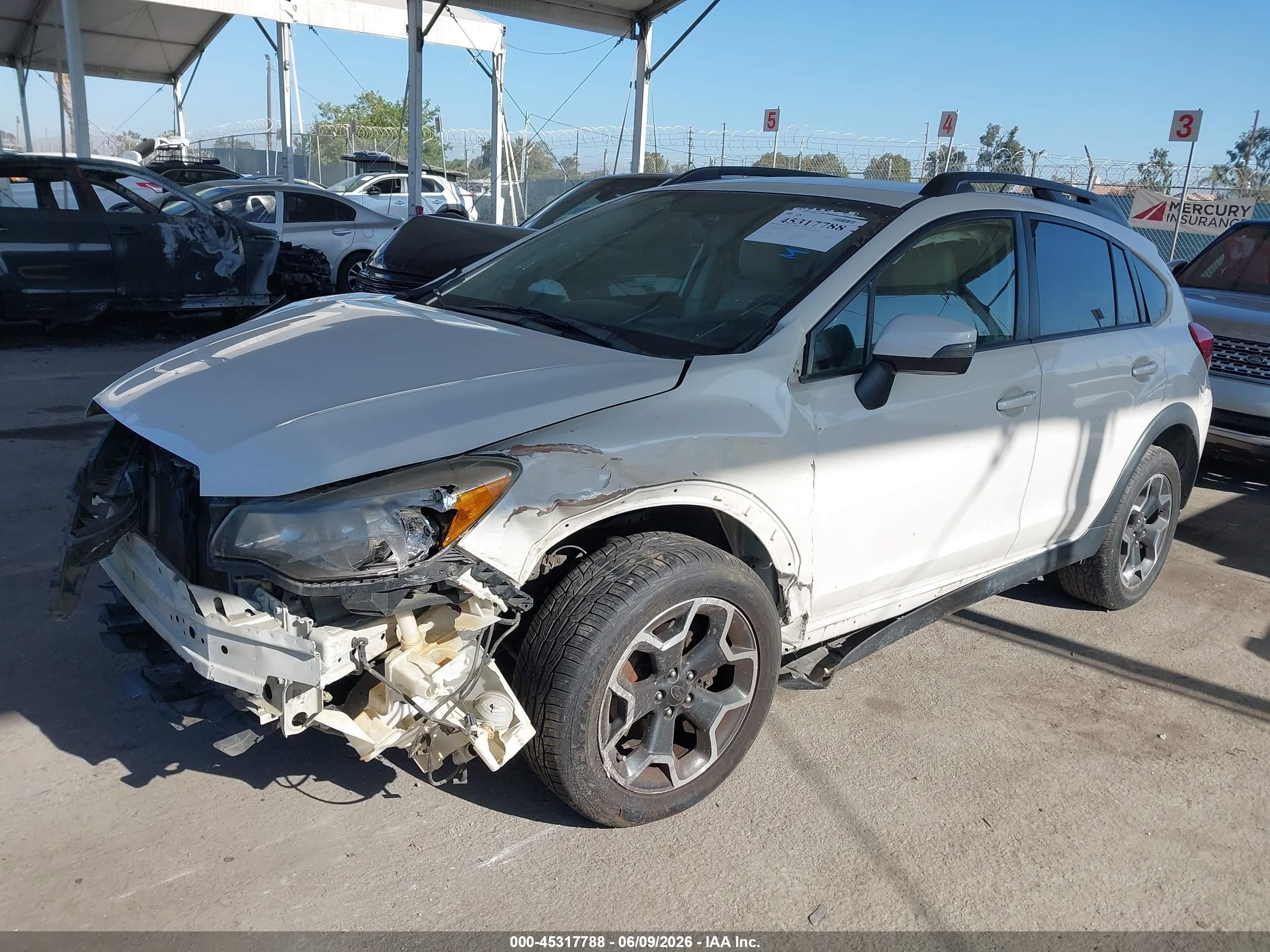 2015 Subaru Xv Crosstrek 2.0i Limited White vin: JF2GPAMCXF8282311