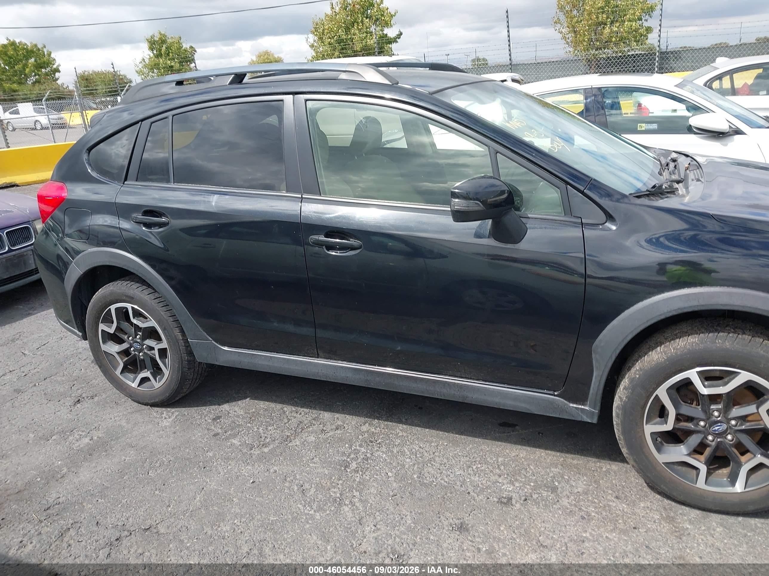 2016 Subaru Crosstrek 2.0i Limited Черный vin: JF2GPANC1G8210784