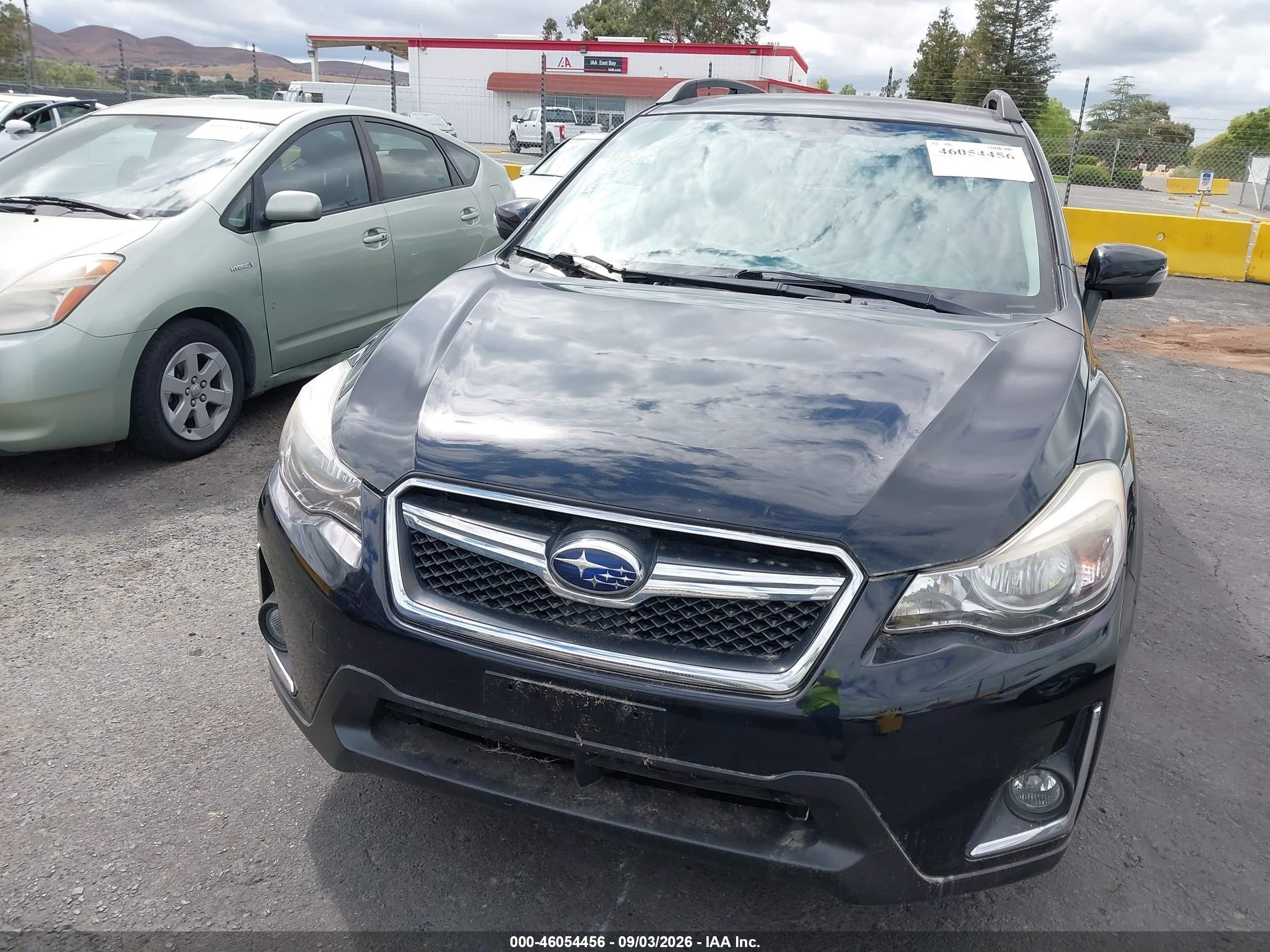 2016 Subaru Crosstrek 2.0i Limited Черный vin: JF2GPANC1G8210784