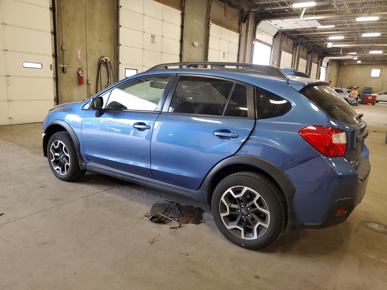 2016 Subaru Crosstrek Limited Blue vin: JF2GPANC1G8239721
