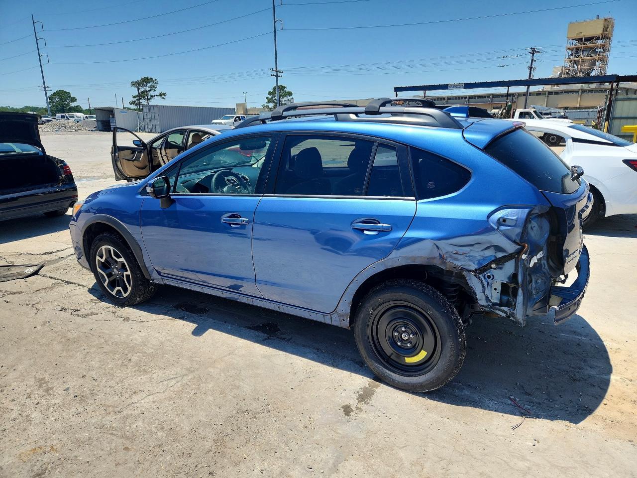 2016 Subaru Crosstrek Limited Blue vin: JF2GPANC2G8272498