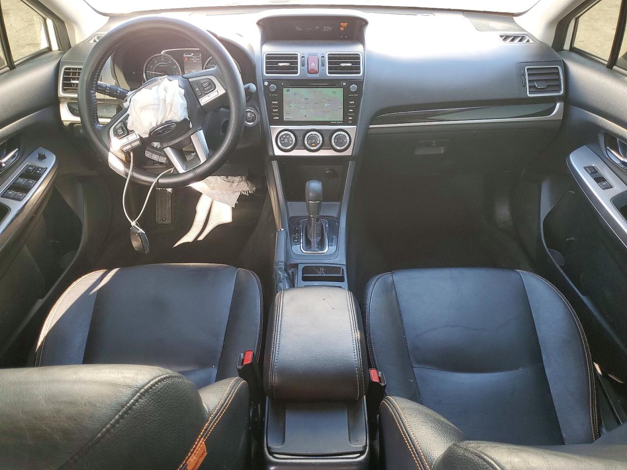 2017 Subaru Crosstrek Limited White vin: JF2GPANC2H8222914
