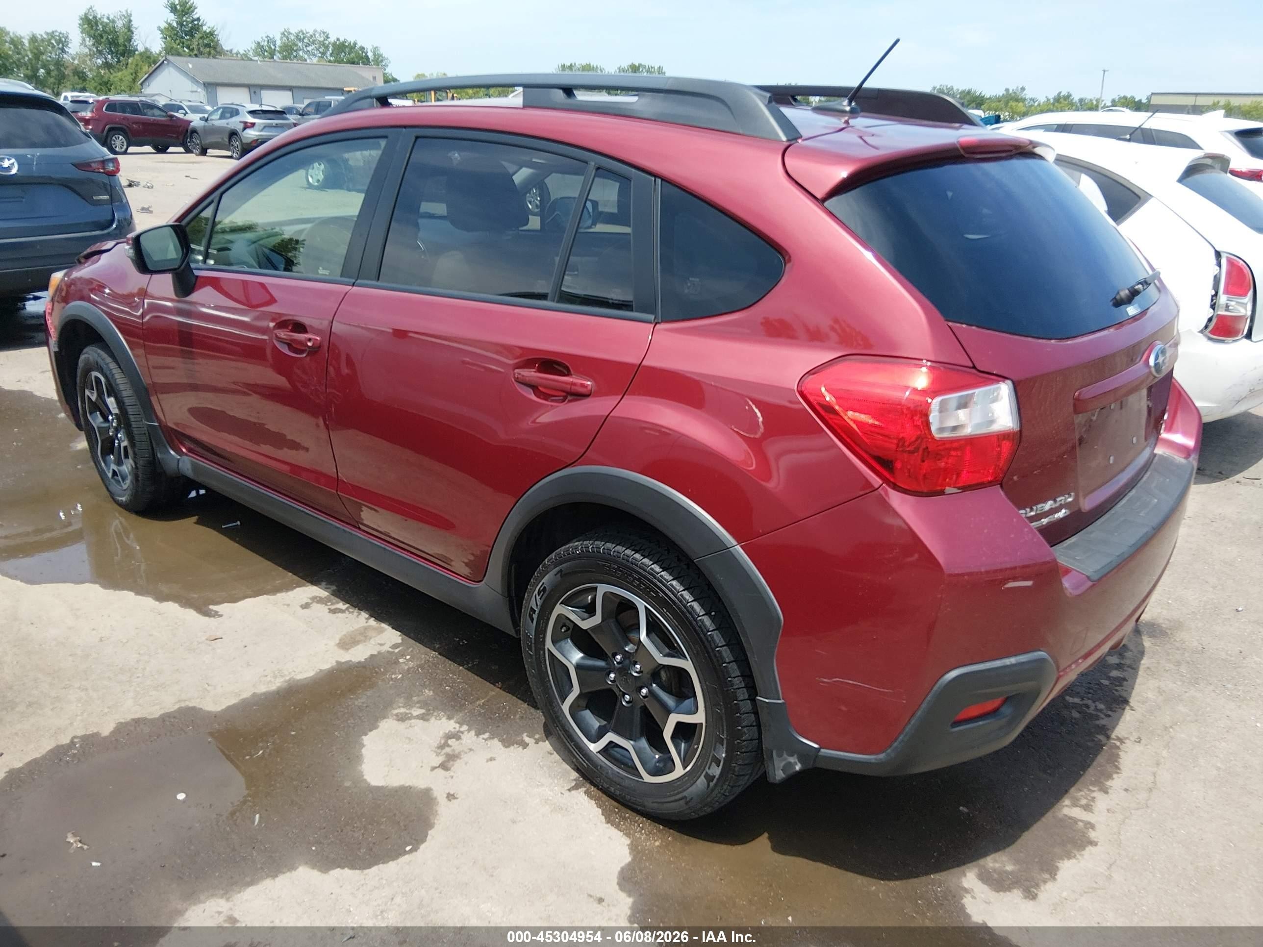 2015 Subaru Xv Crosstrek 2.0i Limited Red vin: JF2GPAPC2F8322943
