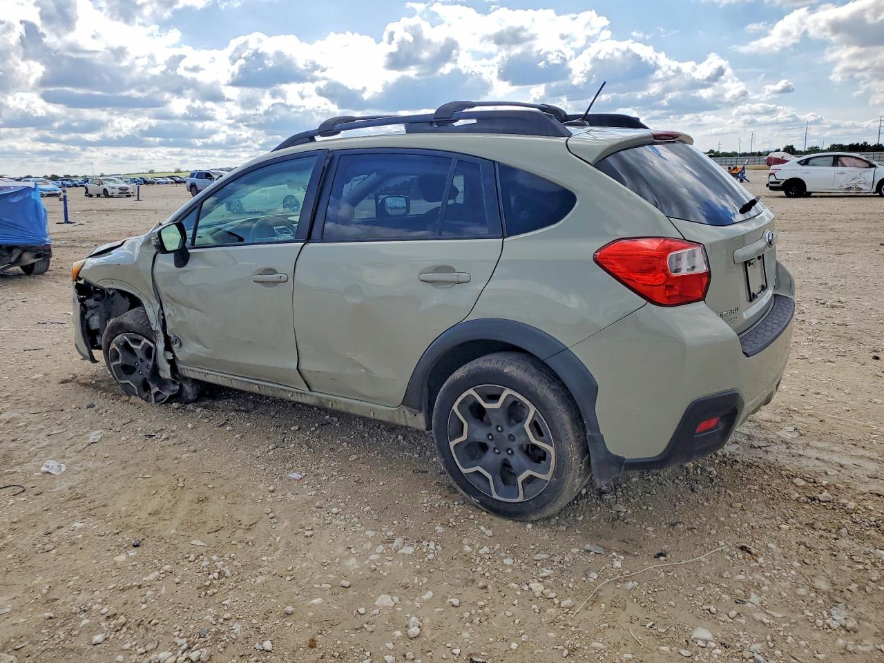 2015 Subaru Xv Crosstrek 2.0 Limited Beige vin: JF2GPAPC7F8228458