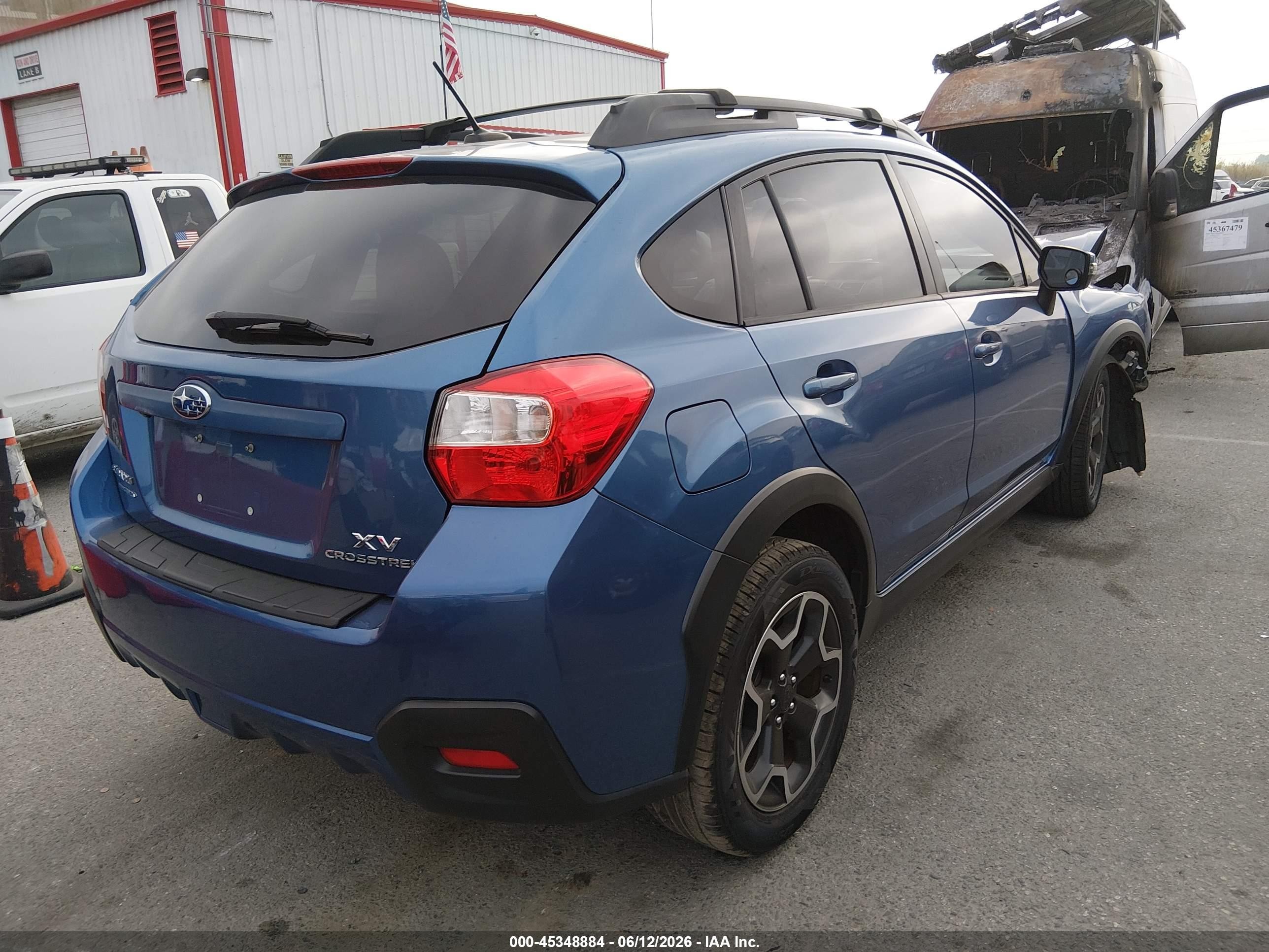 2015 Subaru Xv Crosstrek 2.0i Limited Blue vin: JF2GPAPCXF8211847