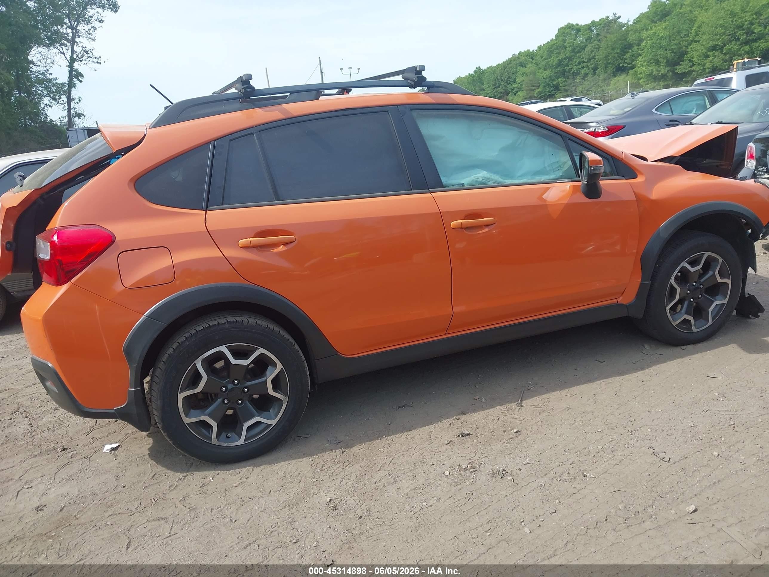 2015 Subaru Xv Crosstrek 2.0i Limited Orange vin: JF2GPAPCXFH270882