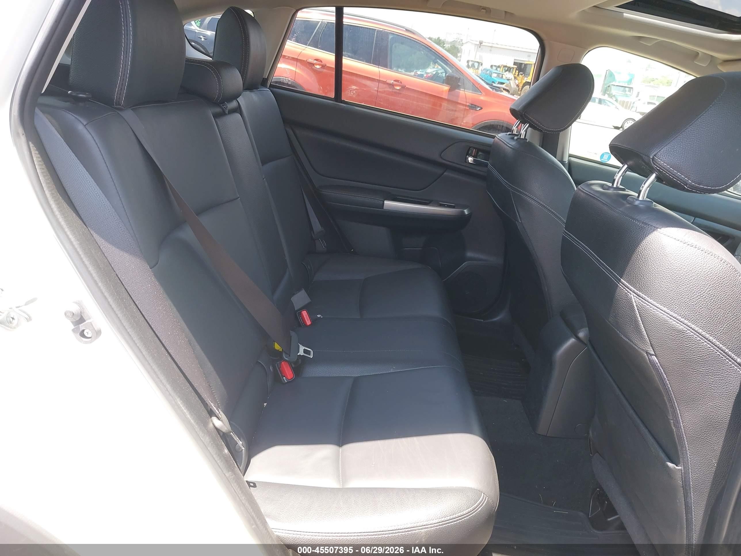 2015 Subaru Xv Crosstrek 2.0i Limited White vin: JF2GPASC4F8252496
