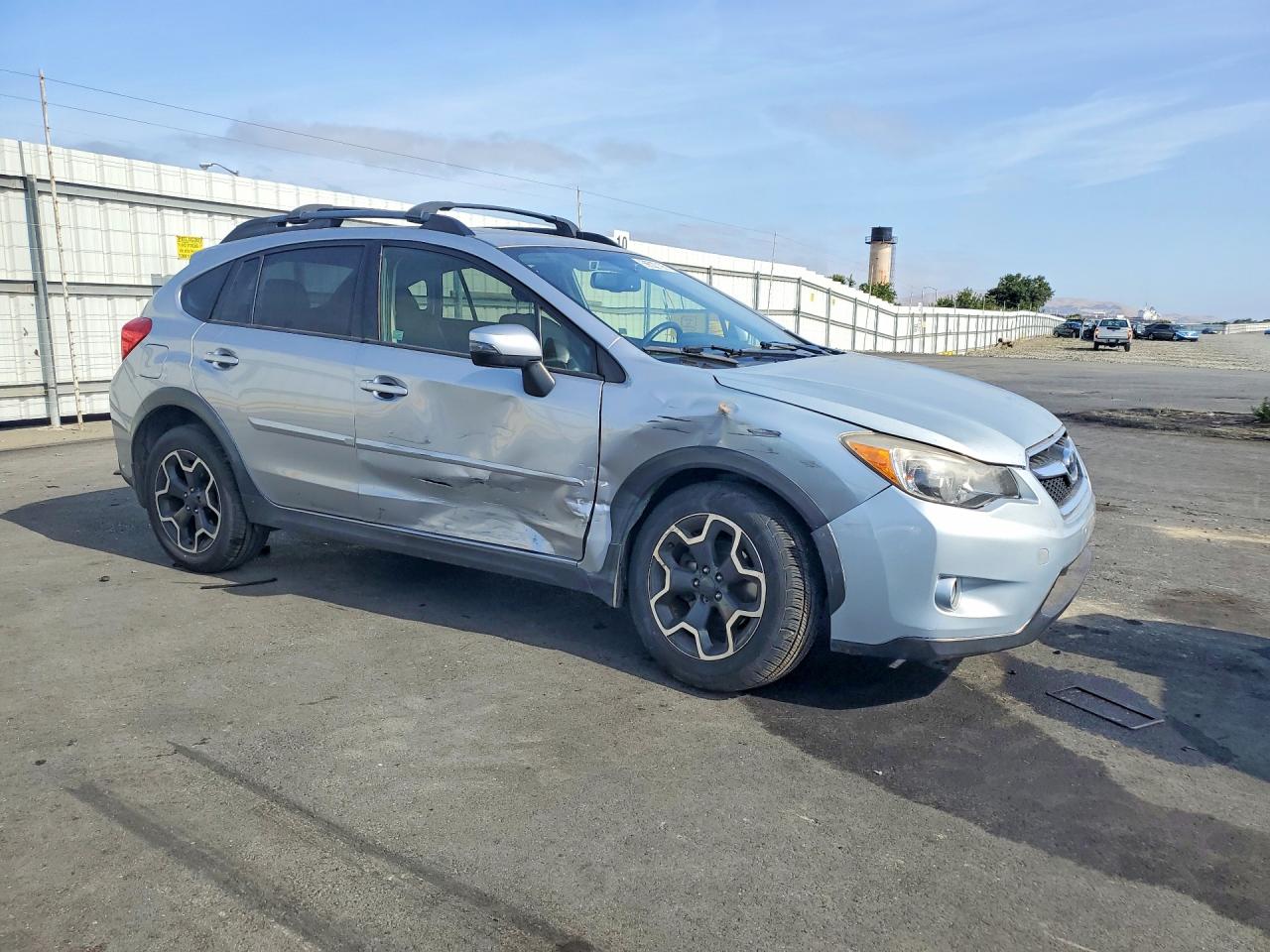 2015 Subaru Xv Crosstrek Sport Limited Silver vin: JF2GPASC7F8211585