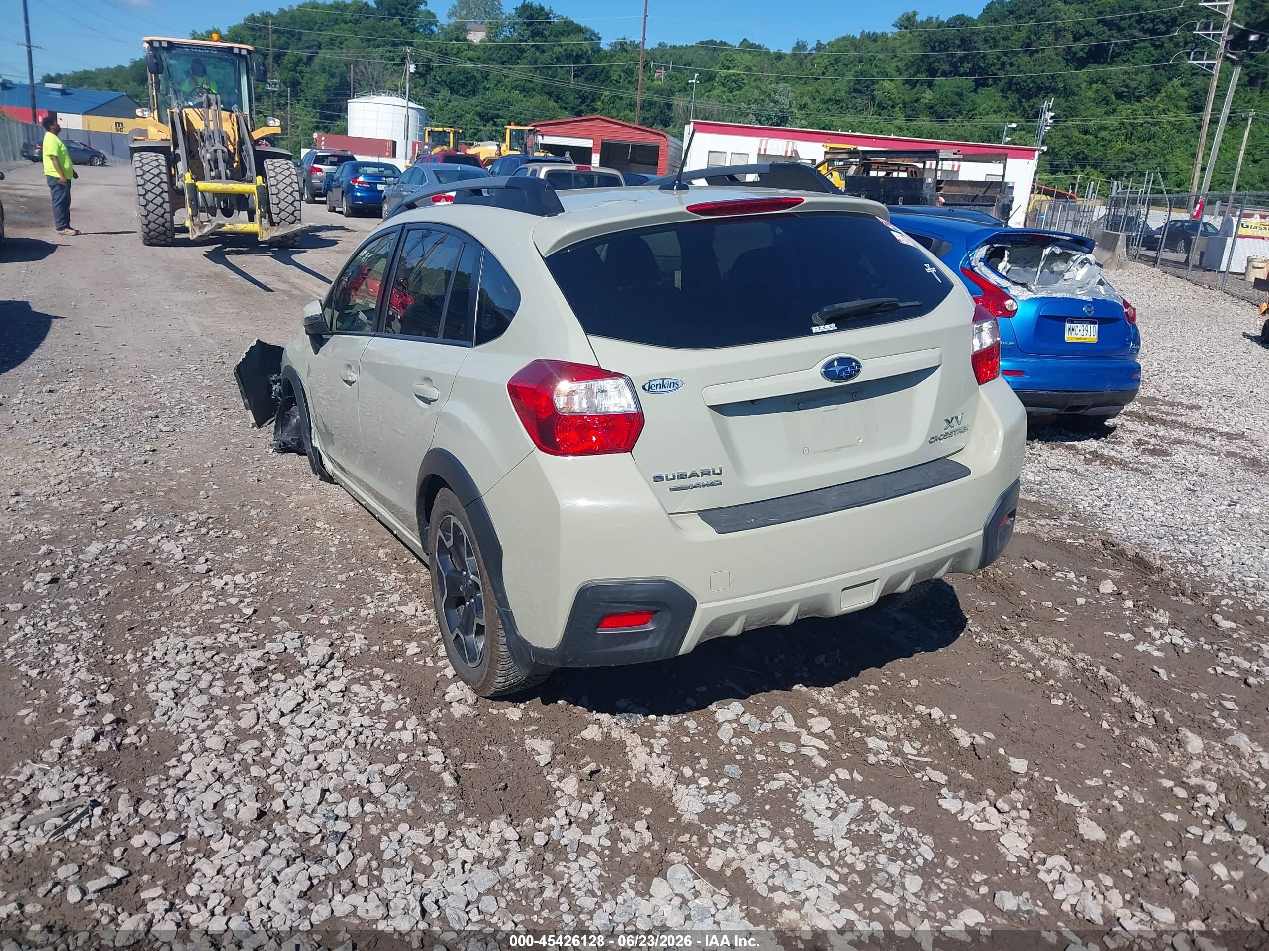 2015 Subaru Xv Crosstrek 2.0i Limited Cream vin: JF2GPASC8FH293097