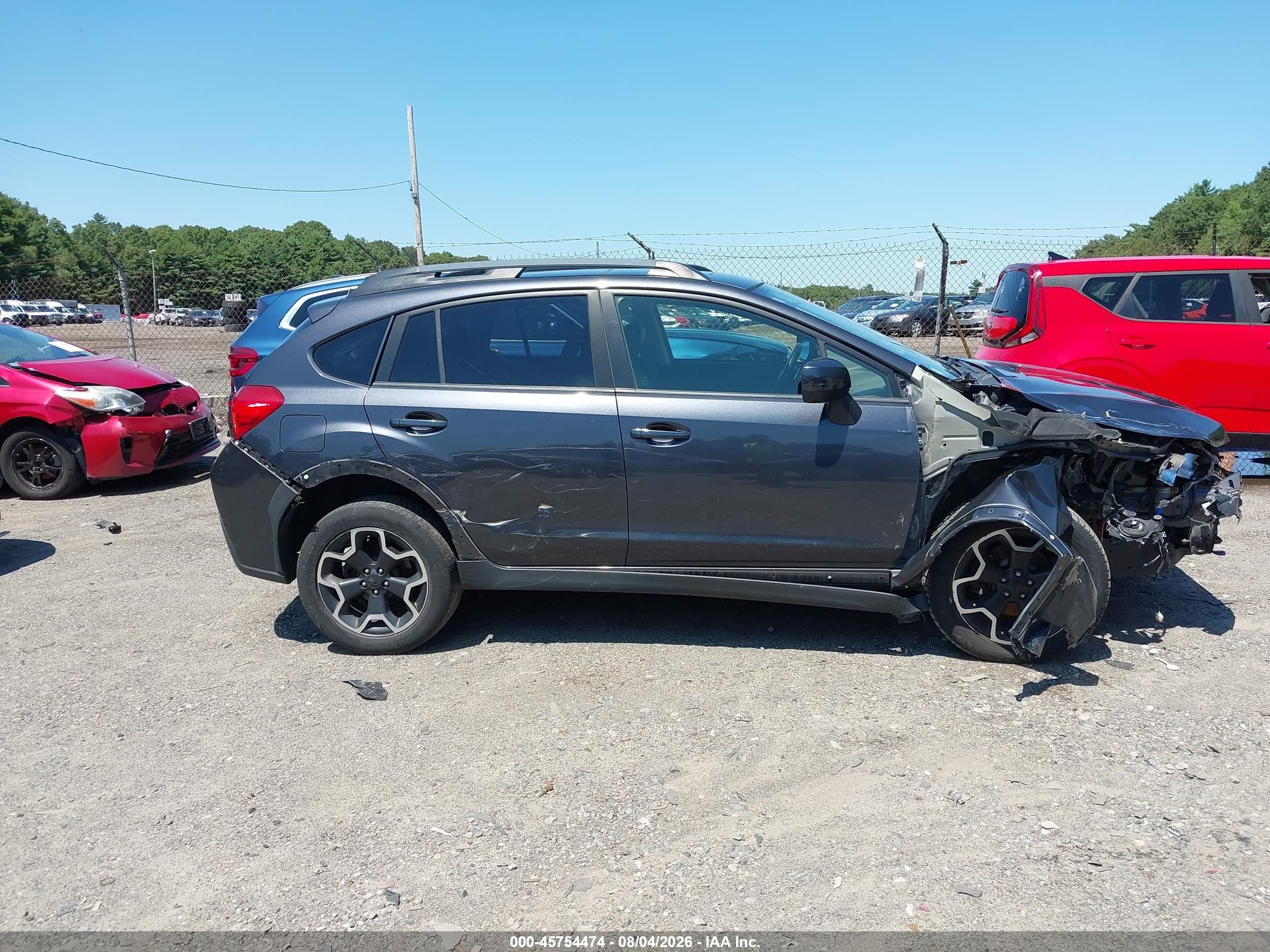 2014 Subaru Xv Crosstrek 2.0i Premium Gray vin: JF2GPAVC0E8232420