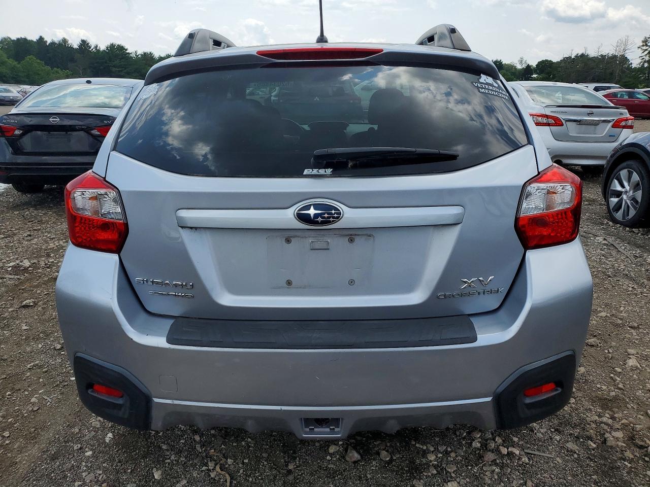 2014 Subaru Xv Crosstrek 2.0 Premium Silver vin: JF2GPAVC0E8281570