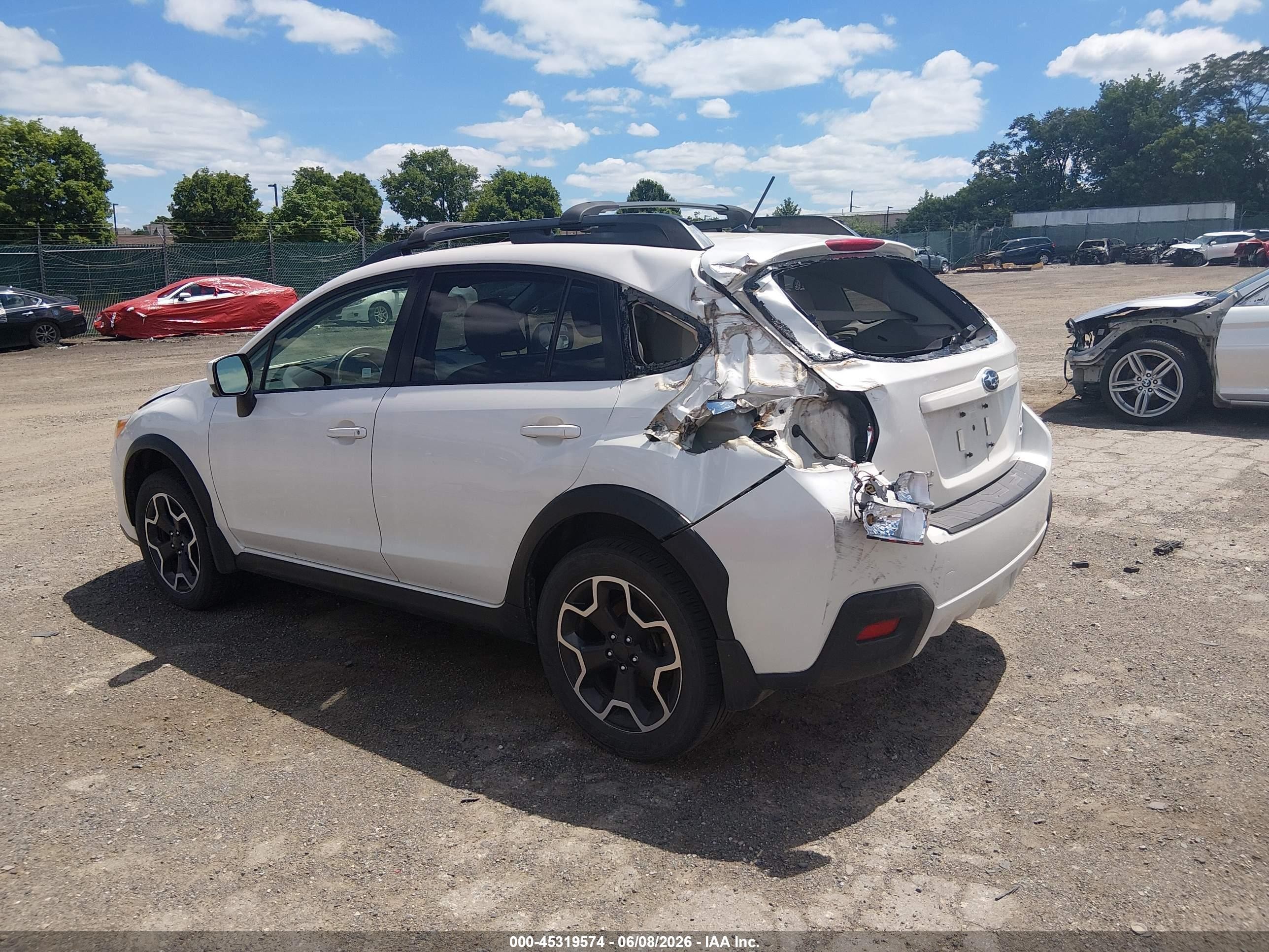2014 Subaru Xv Crosstrek 2.0i Premium White vin: JF2GPAVC0E8283481