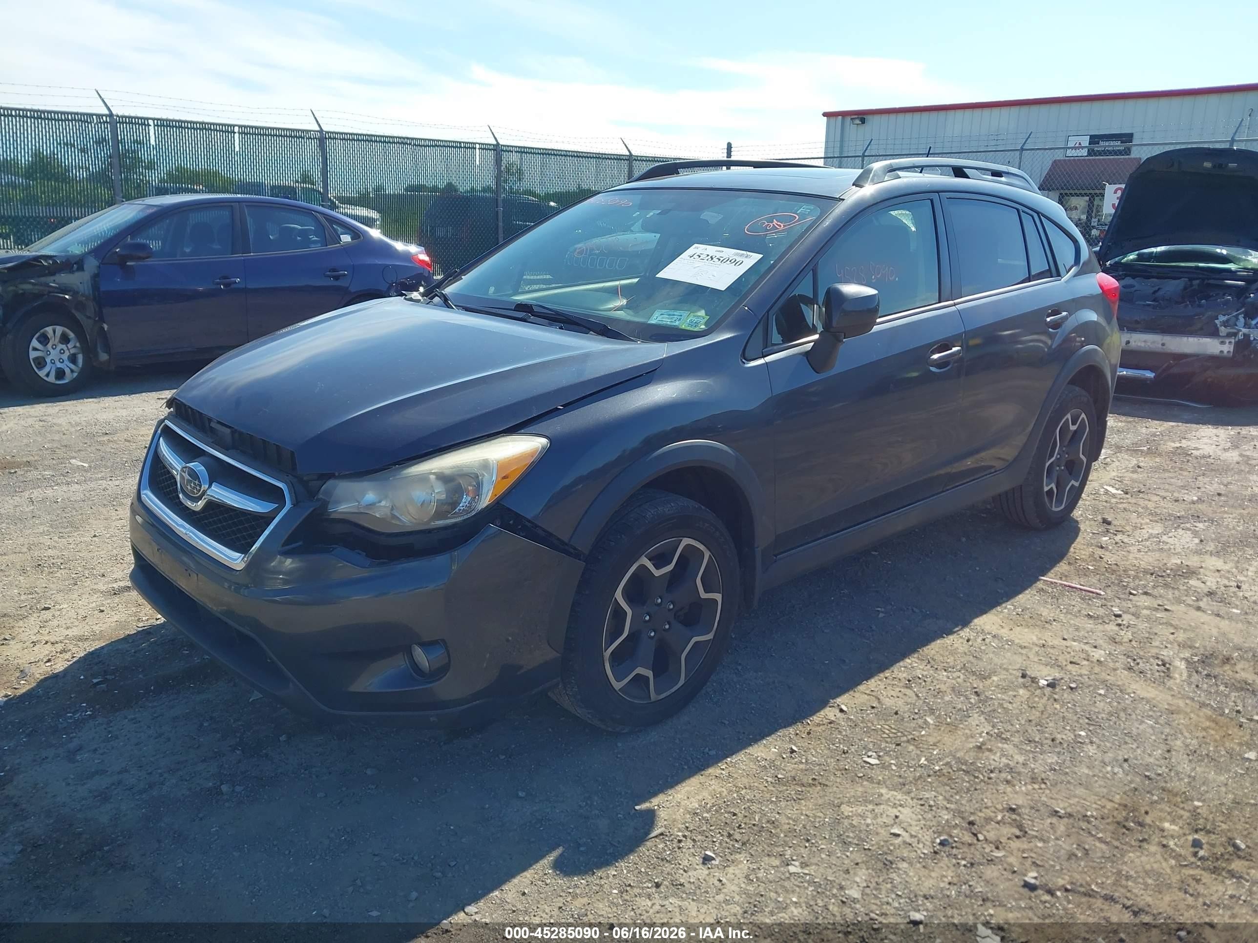 2014 Subaru Xv Crosstrek 2.0i Premium Gray vin: JF2GPAVC0E8285814
