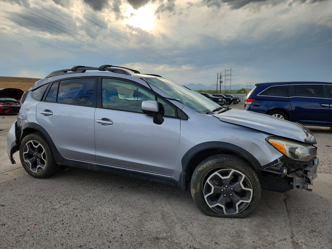 2014 Subaru Xv Crosstrek 2.0 Premium Silver vin: JF2GPAVC0E8317726