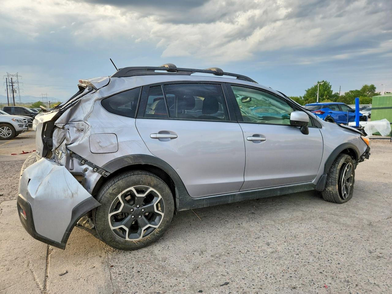 2014 Subaru Xv Crosstrek 2.0 Premium Silver vin: JF2GPAVC0E8317726