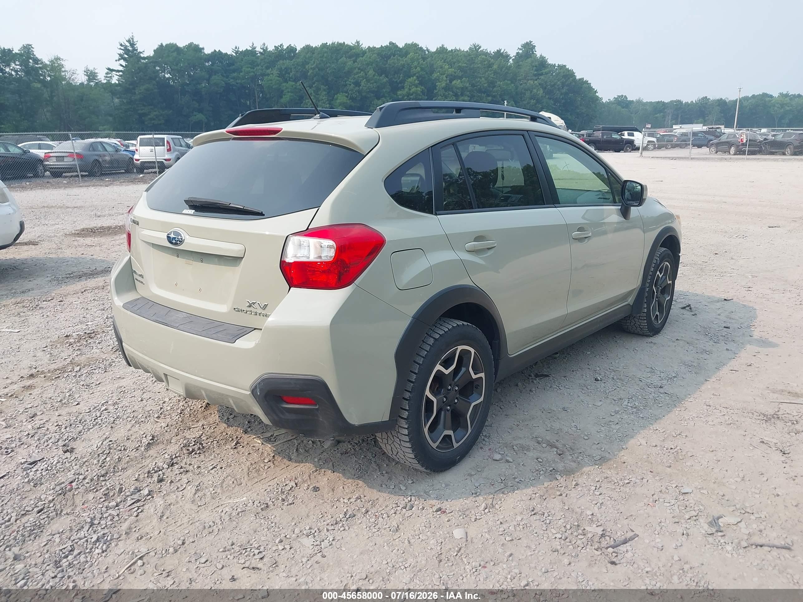 2014 Subaru Xv Crosstrek 2.0i Premium Beige vin: JF2GPAVC1E8244866