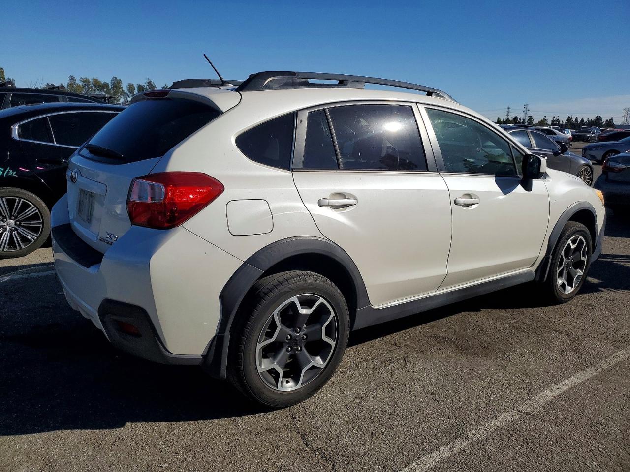 2014 Subaru Xv Crosstrek 2.0 Premium White vin: JF2GPAVC1EH340366