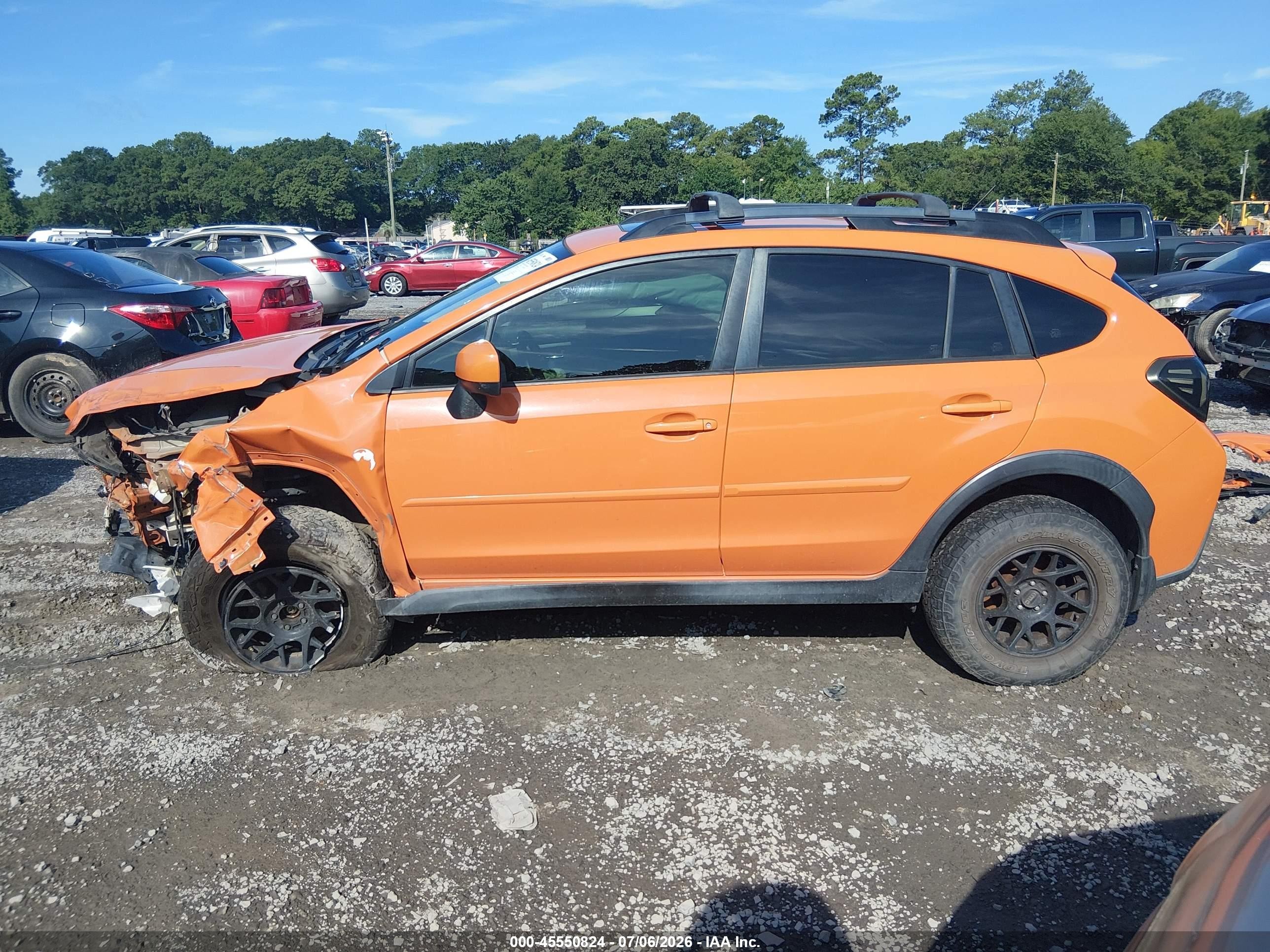 2014 Subaru Xv Crosstrek 2.0i Premium Orange vin: JF2GPAVC2E8224786