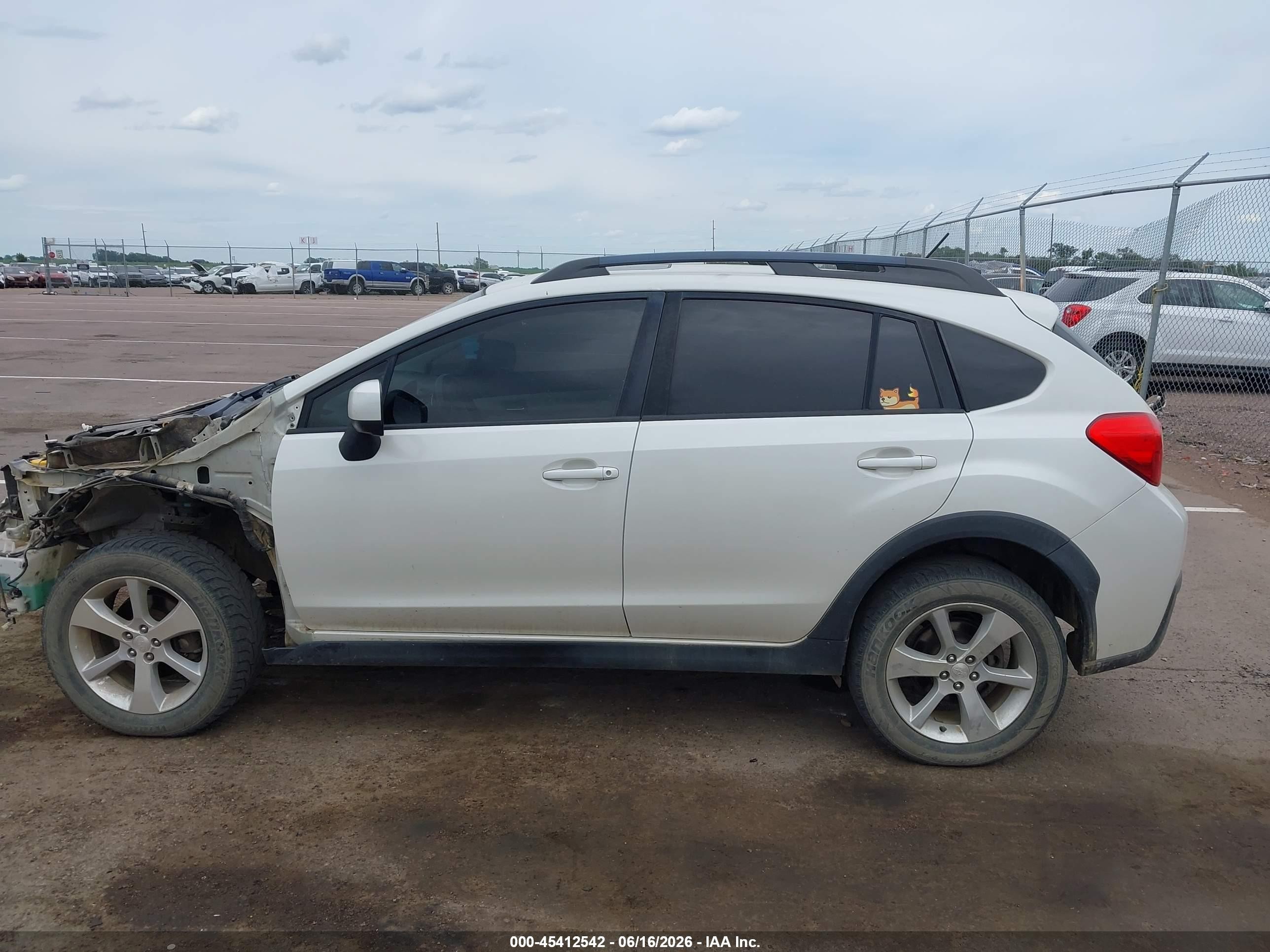2014 Subaru Xv Crosstrek 2.0i Premium White vin: JF2GPAVC3E8254587