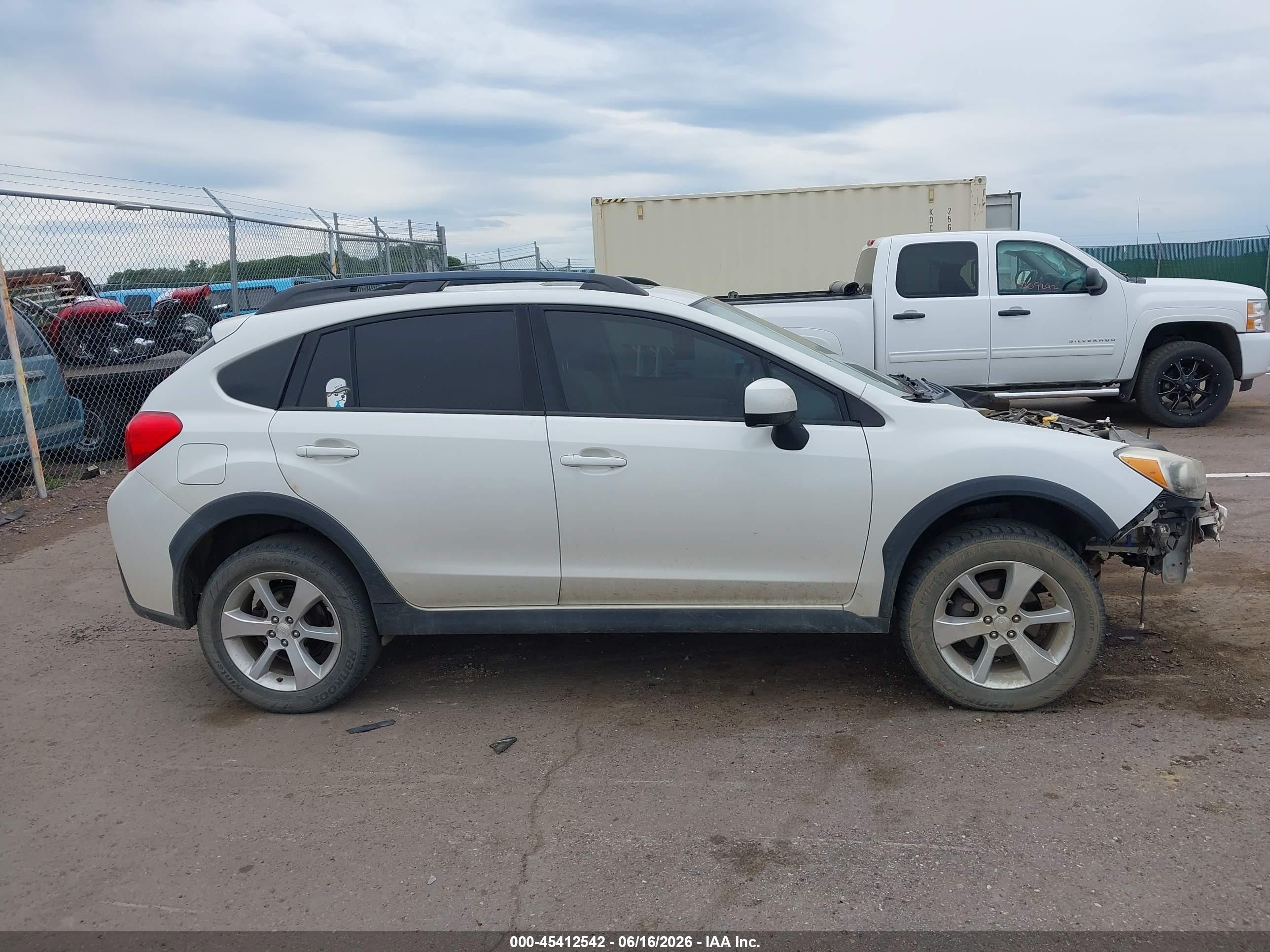 2014 Subaru Xv Crosstrek 2.0i Premium White vin: JF2GPAVC3E8254587