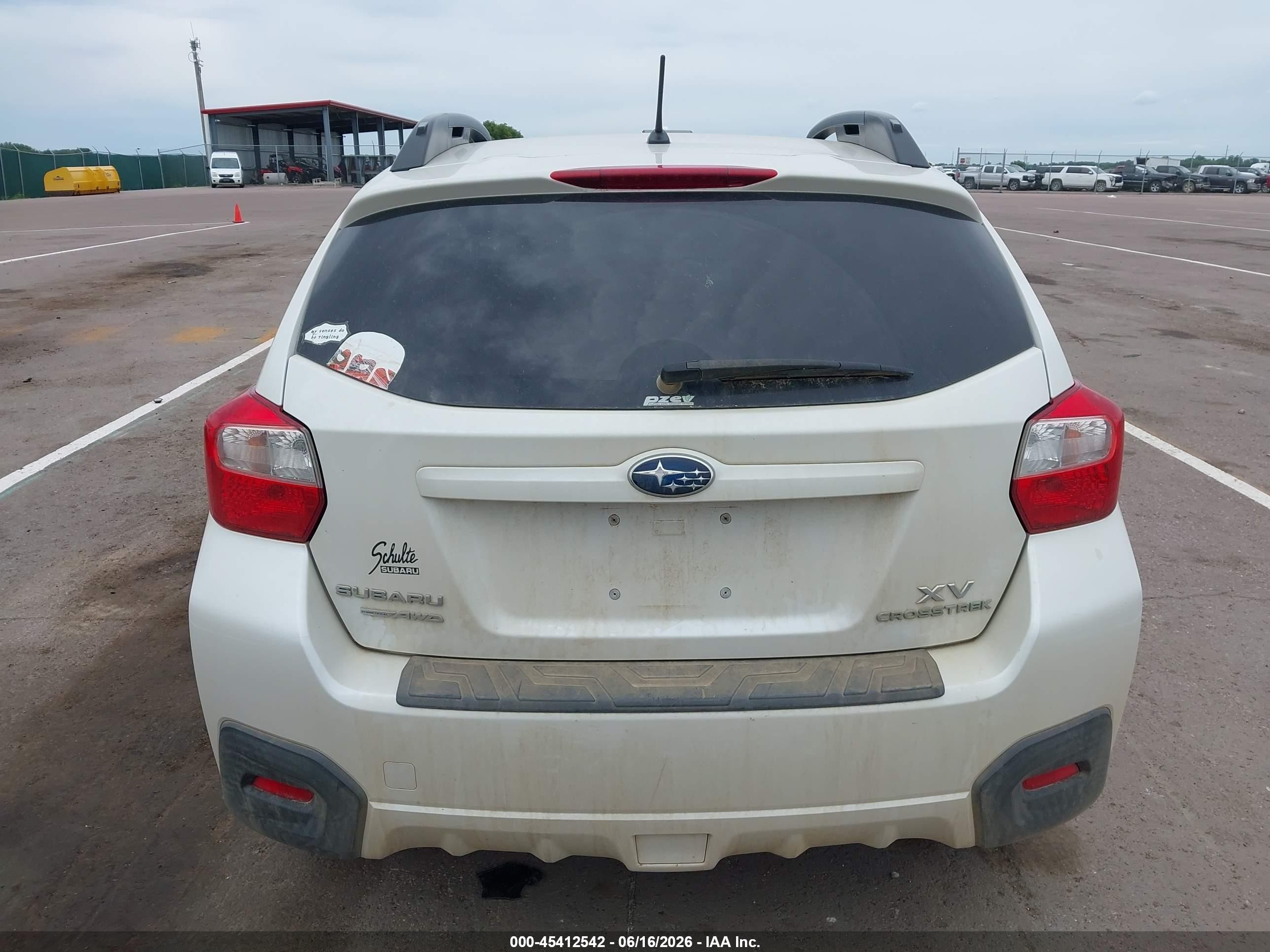 2014 Subaru Xv Crosstrek 2.0i Premium White vin: JF2GPAVC3E8254587