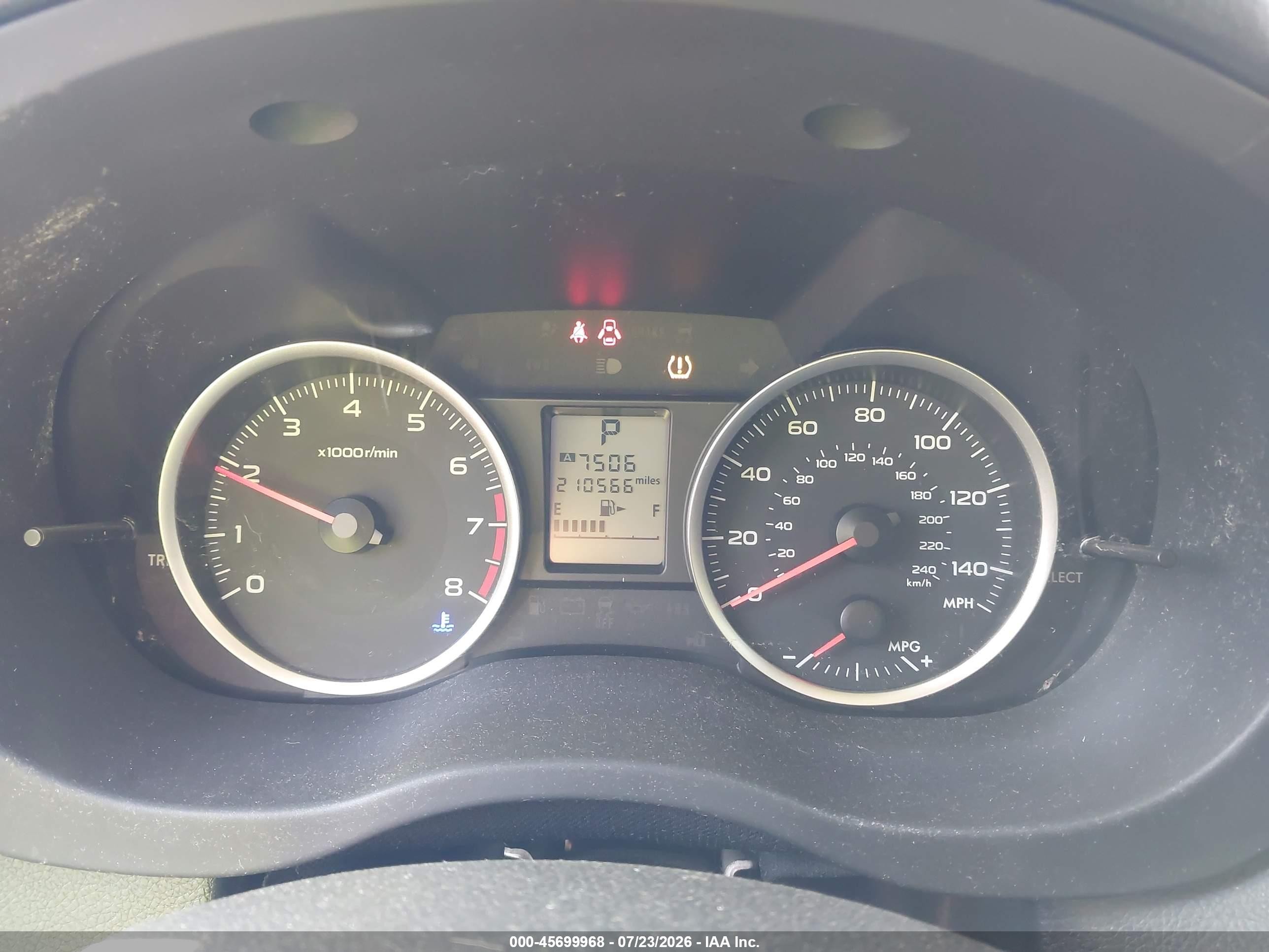 2014 Subaru Xv Crosstrek 2.0i Premium Gray vin: JF2GPAVC3EH329997