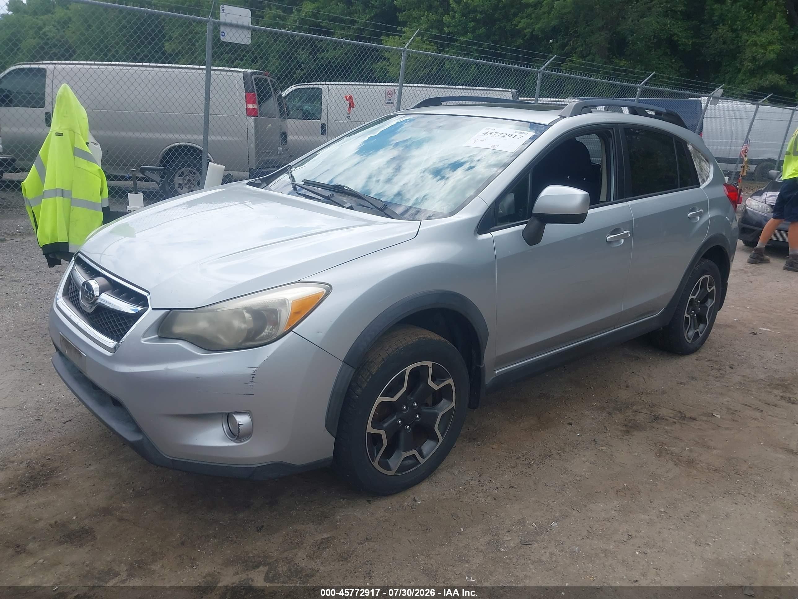 2013 Subaru Xv Crosstrek 2.0i Premium Silver vin: JF2GPAVC4D2810732