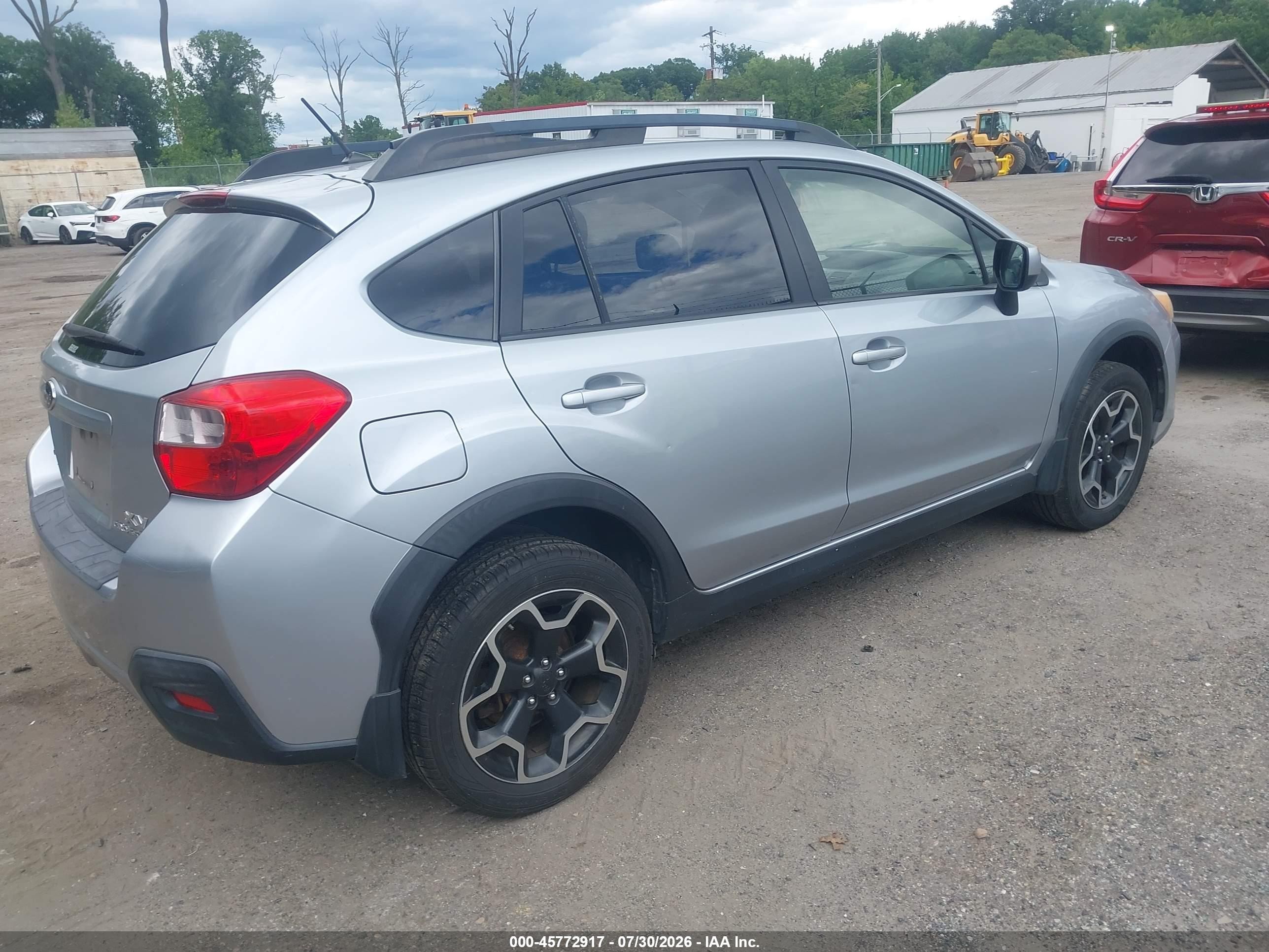 2013 Subaru Xv Crosstrek 2.0i Premium Silver vin: JF2GPAVC4D2810732