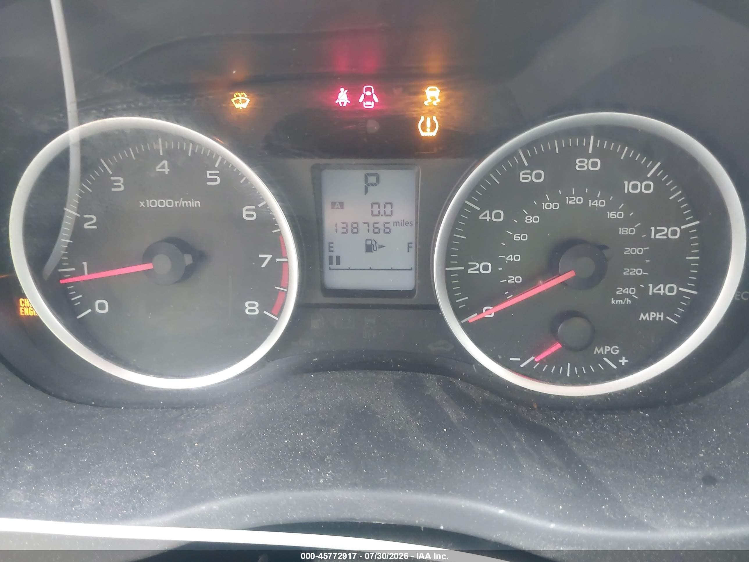 2013 Subaru Xv Crosstrek 2.0i Premium Silver vin: JF2GPAVC4D2810732