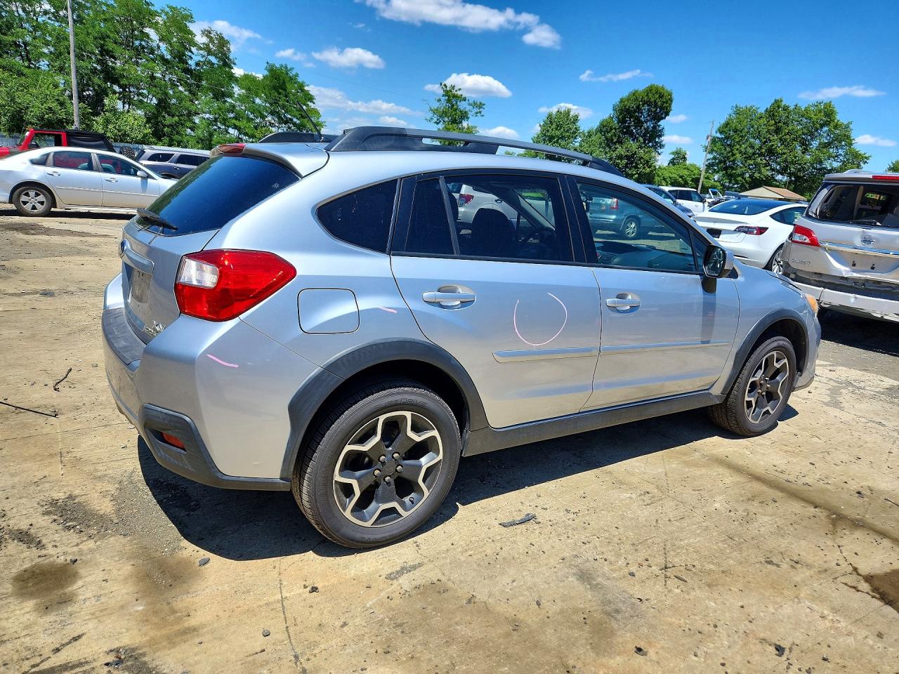 2014 Subaru Xv Crosstrek 2.0 Premium Silver vin: JF2GPAVC4EH337834