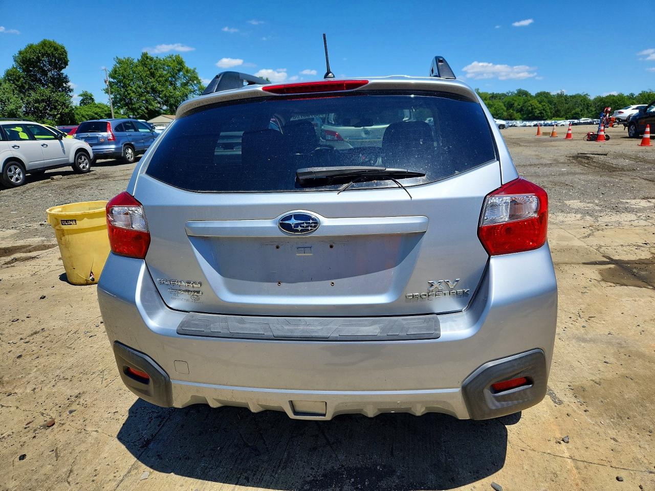 2014 Subaru Xv Crosstrek 2.0 Premium Silver vin: JF2GPAVC4EH337834