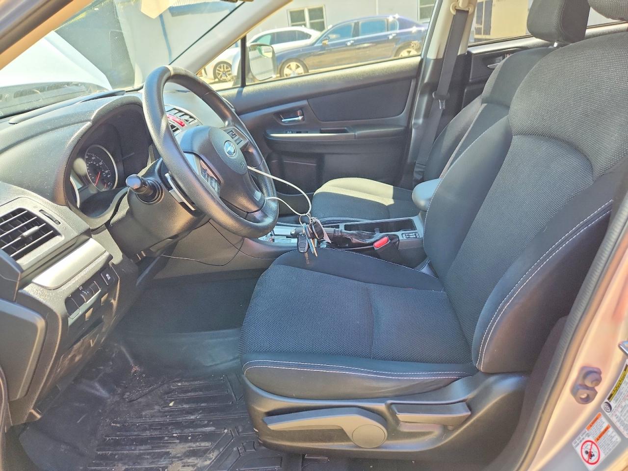 2014 Subaru Xv Crosstrek 2.0 Premium Silver vin: JF2GPAVC4EH337834