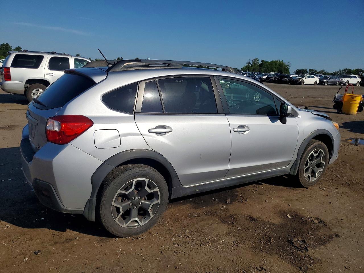 2014 Subaru Xv Crosstrek 2.0 Premium Silver vin: JF2GPAVC7E8216778