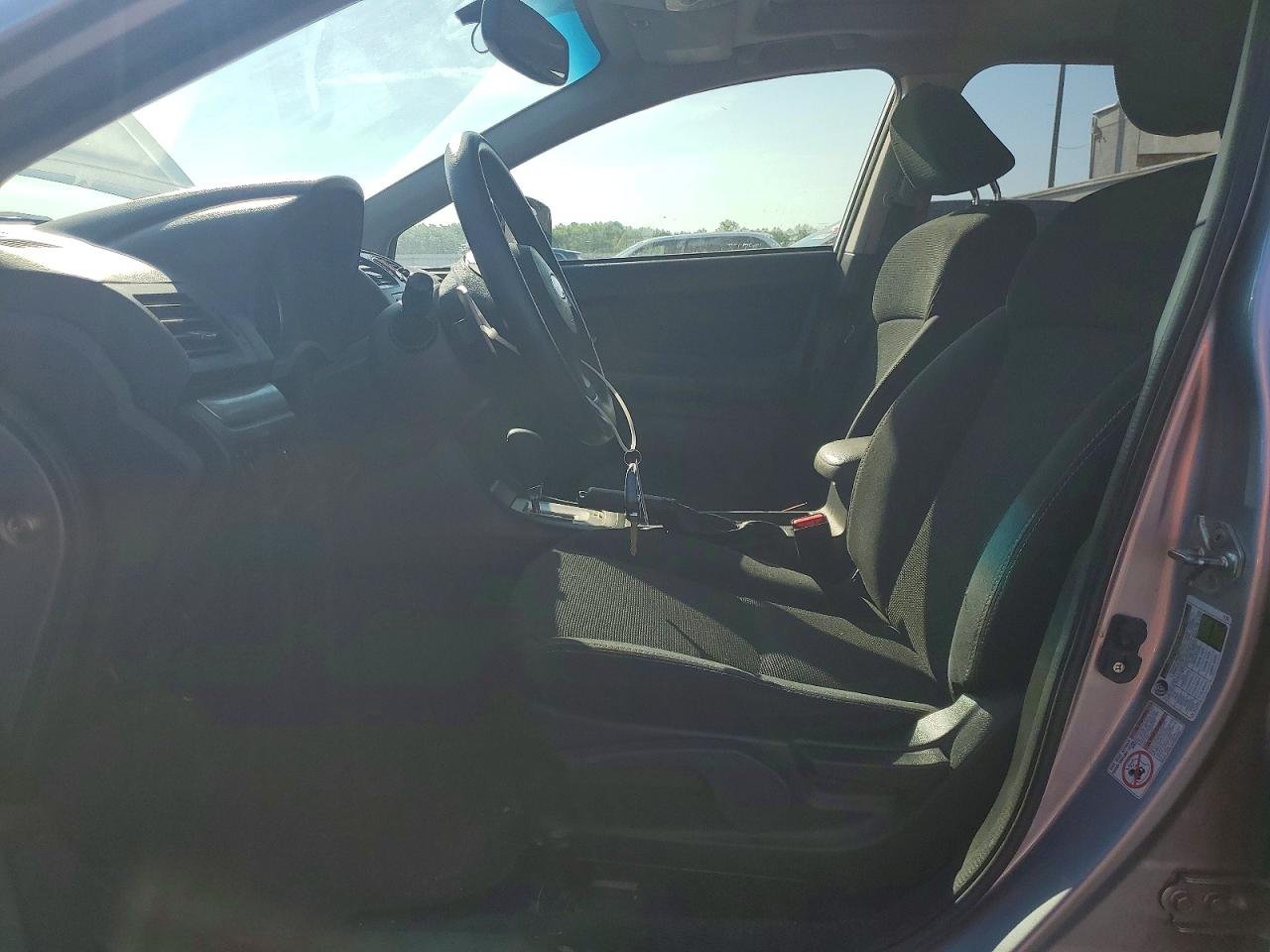 2014 Subaru Xv Crosstrek 2.0 Premium Silver vin: JF2GPAVC7E8216778
