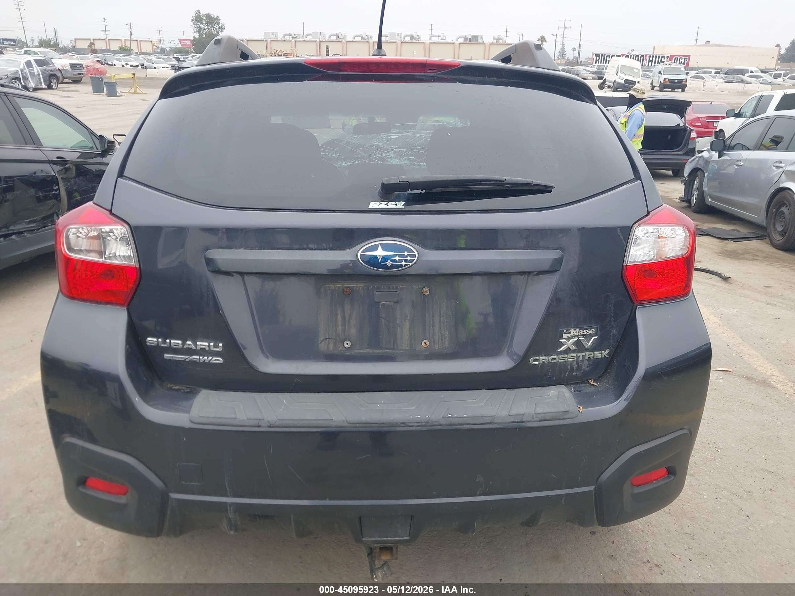 2014 Subaru Xv Crosstrek 2.0i Premium Gray vin: JF2GPAVC7E8299533