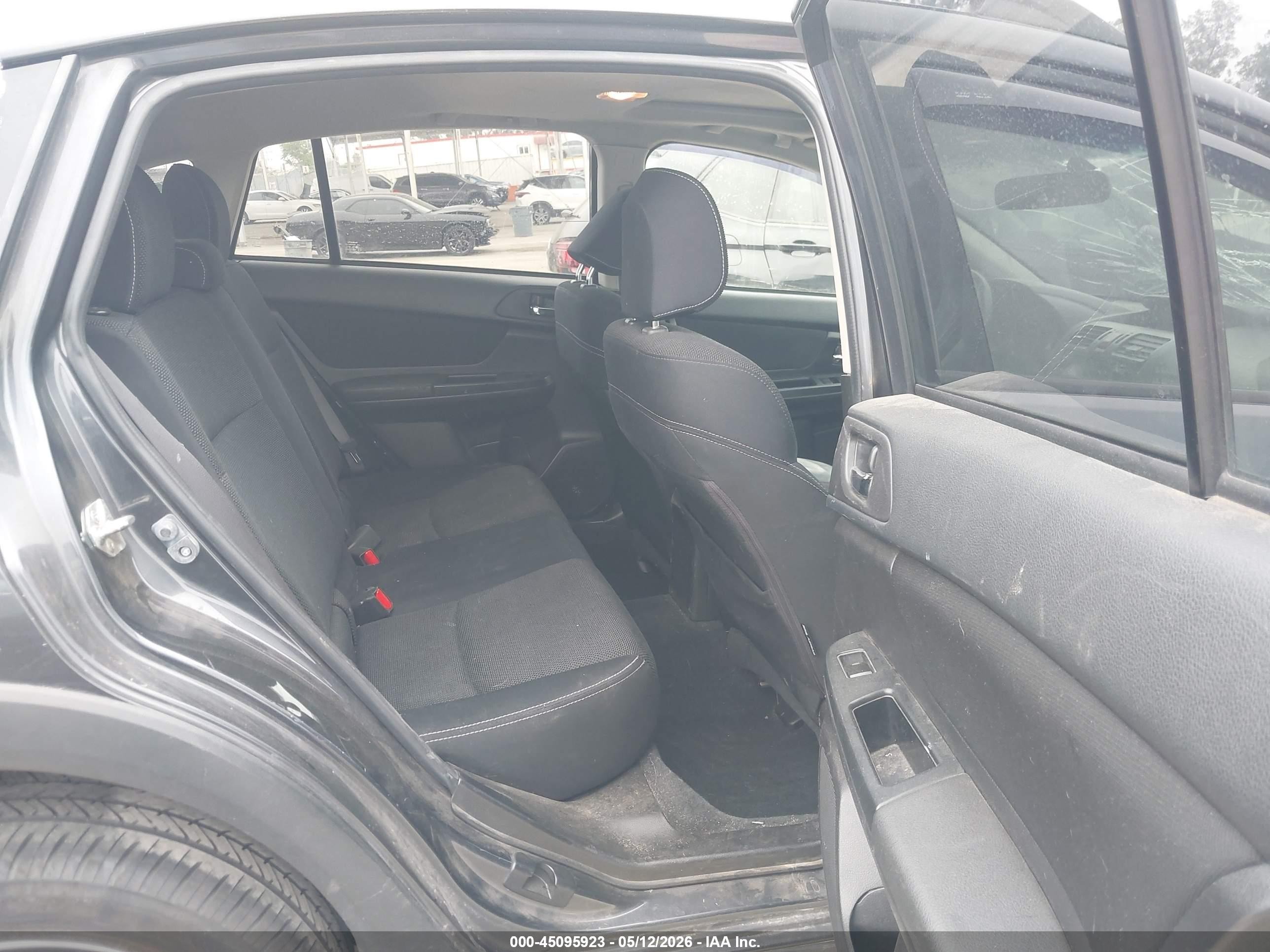 2014 Subaru Xv Crosstrek 2.0i Premium Gray vin: JF2GPAVC7E8299533