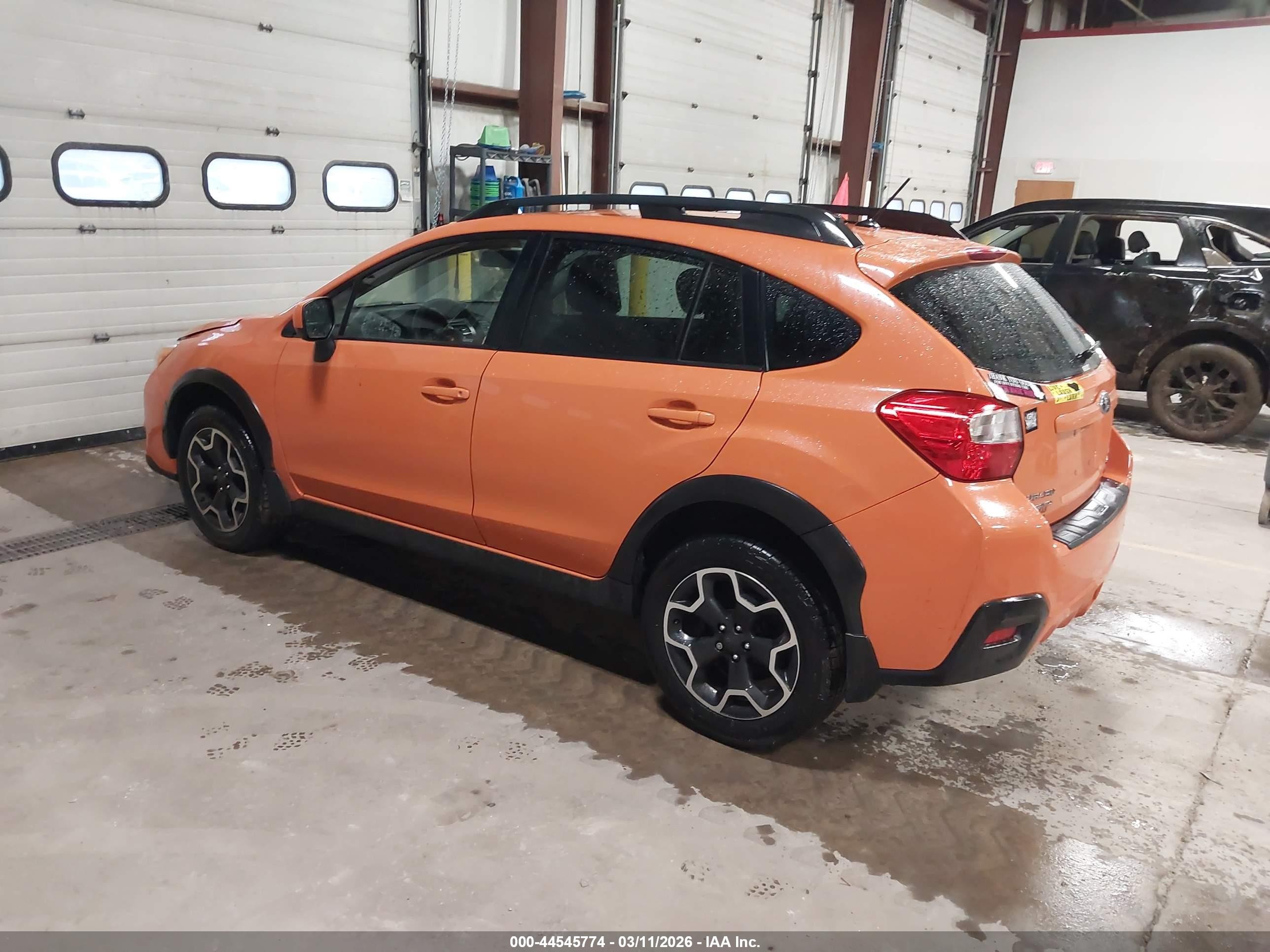 2014 Subaru Xv Crosstrek 2.0i Premium Orange vin: JF2GPAVC8E8203599