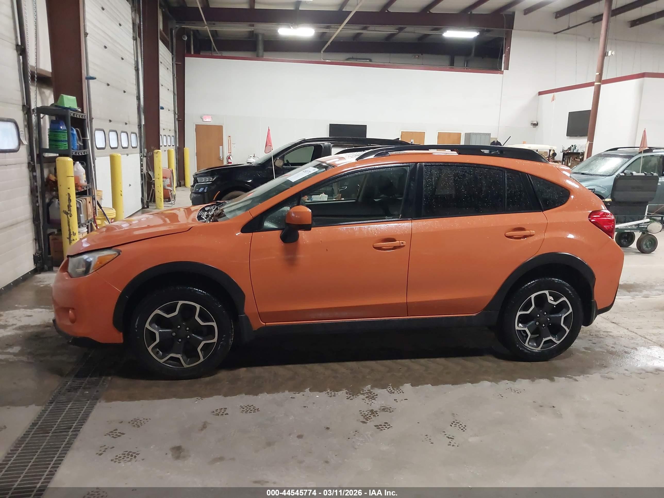 2014 Subaru Xv Crosstrek 2.0i Premium Orange vin: JF2GPAVC8E8203599