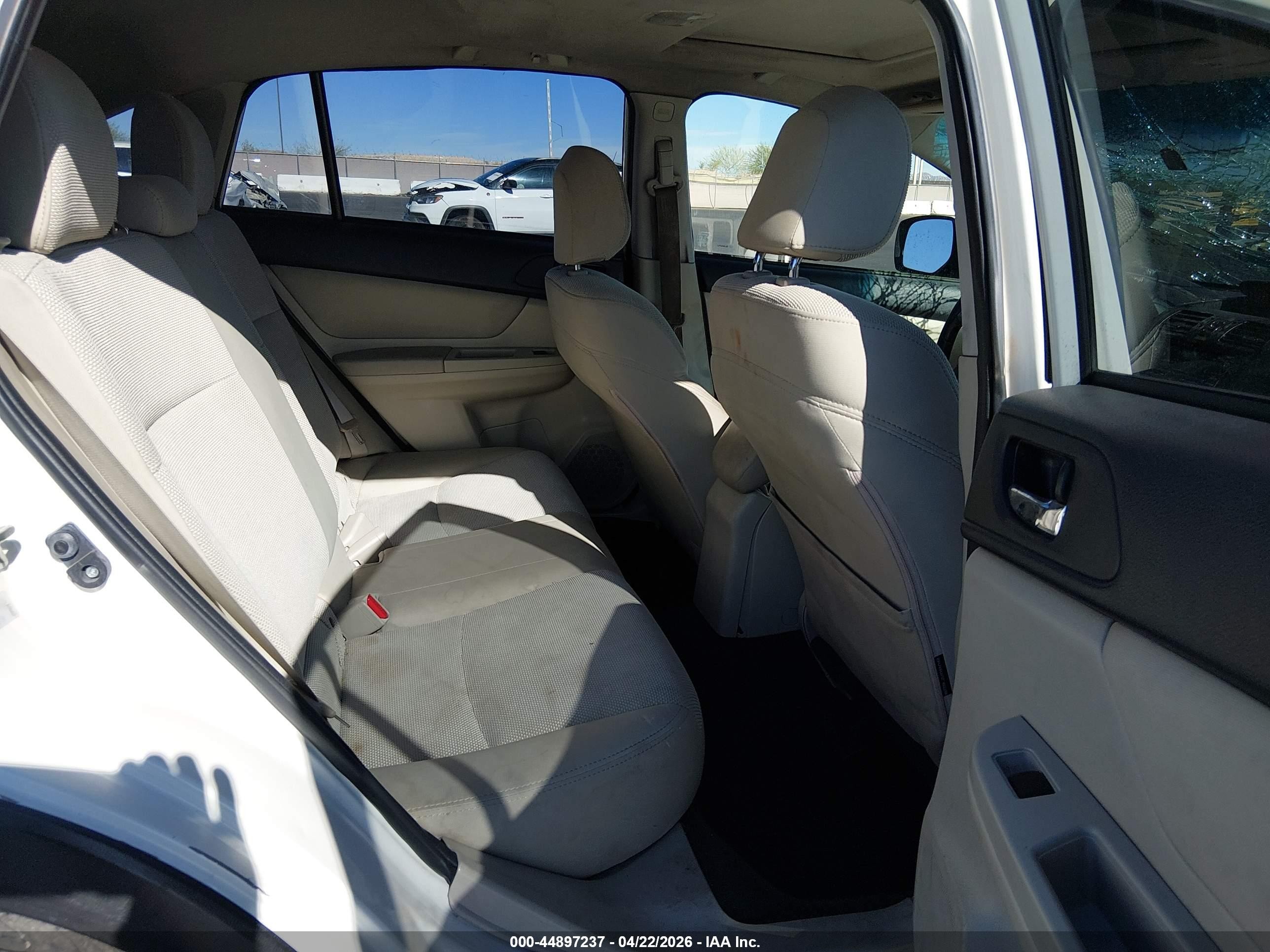 2014 Subaru Xv Crosstrek 2.0i Premium White vin: JF2GPAVC8E8325976